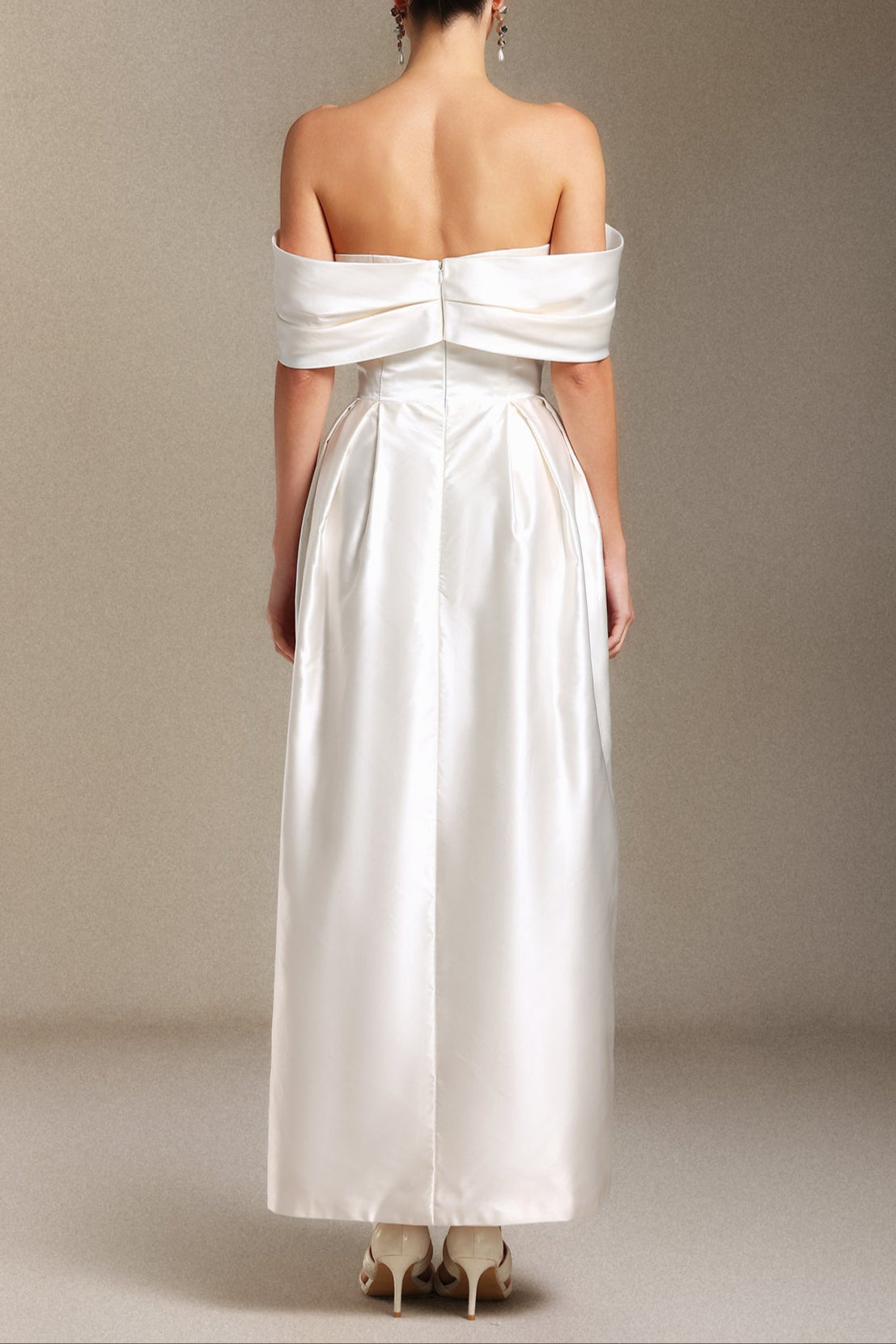 BARE SHOULDER FLOWER CYLINDER MAXI DRESS WHITE