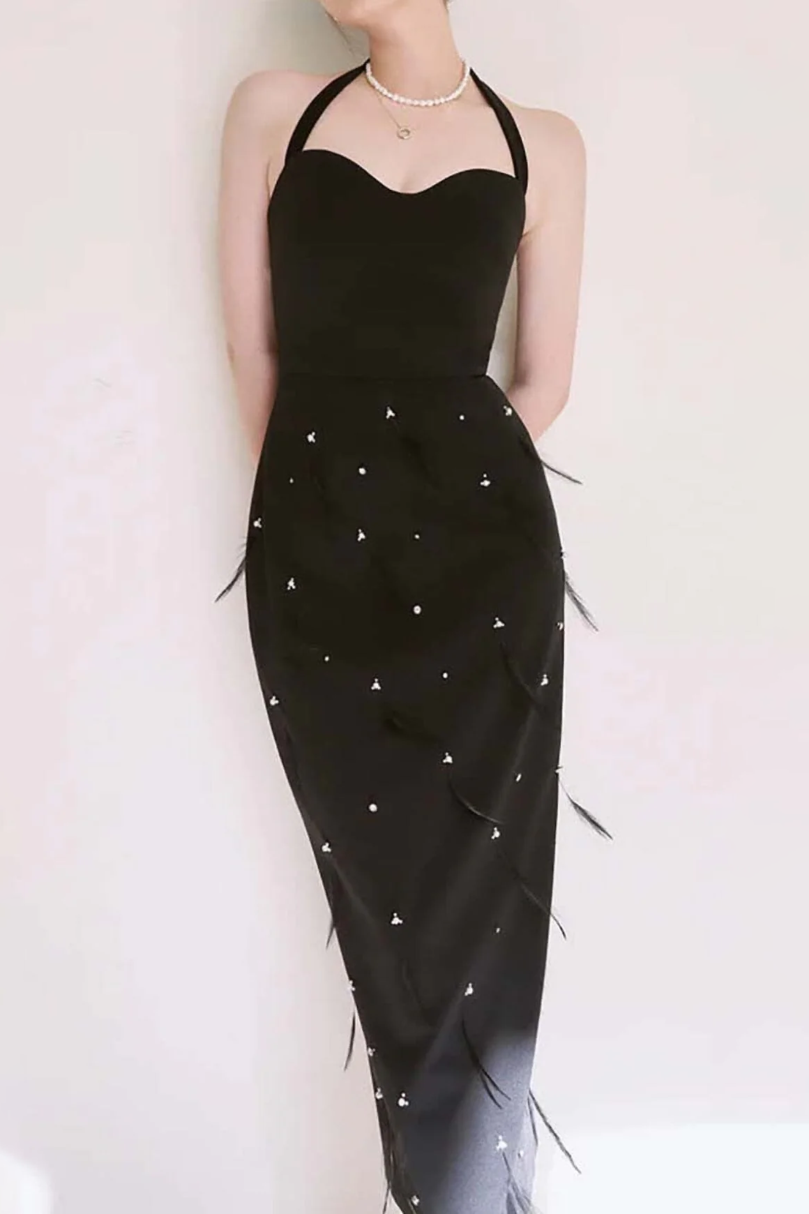 2025-11-25_104610_118 FEATHER RHINESTONE BODYCON MIDI DRESS BLACK