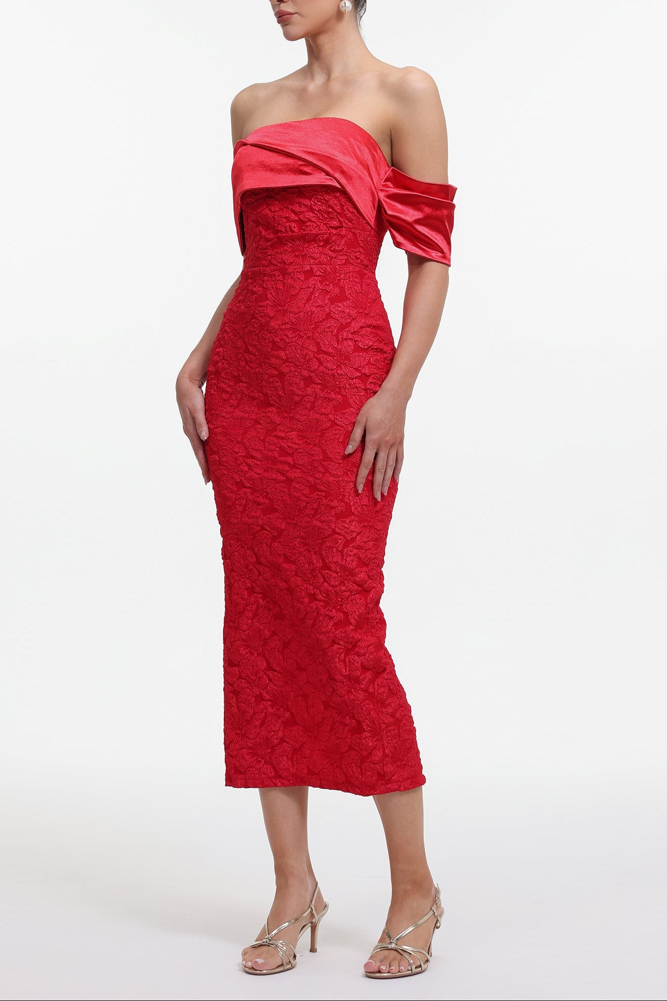 POLLY OFF-SHOULDER FLORAL MAXI DRESS - RED
