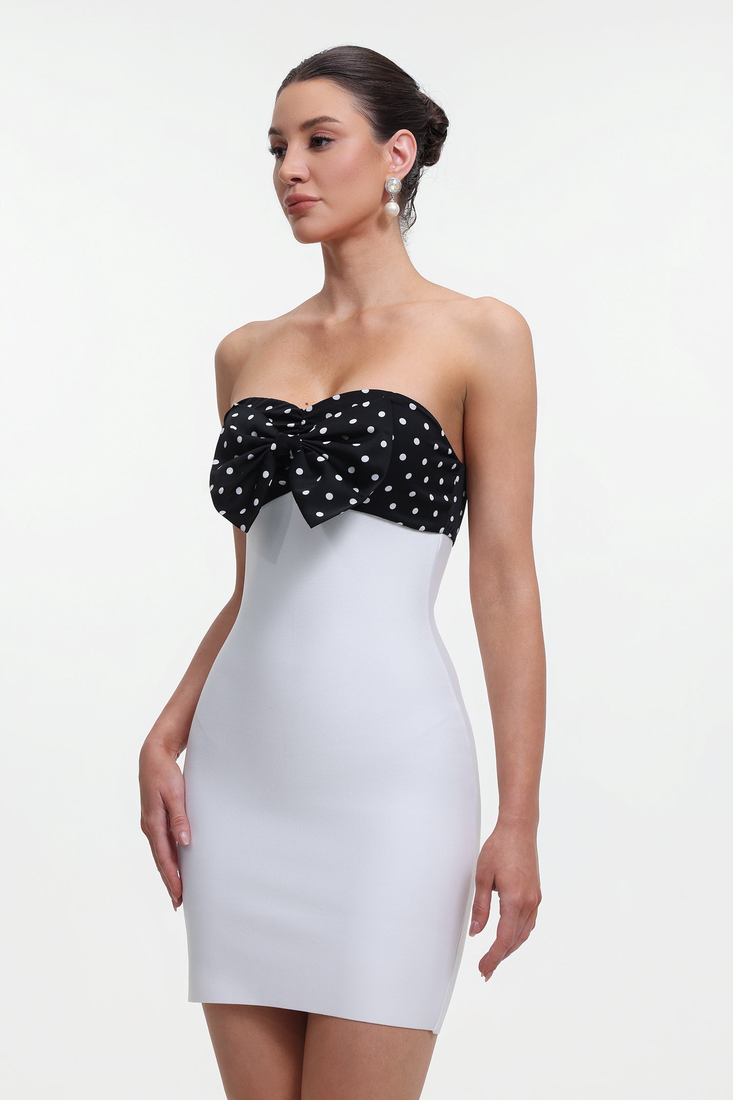 MICHAELIA WHITE POLKA DOT BANDAGE MINI DRESS WITH BOW