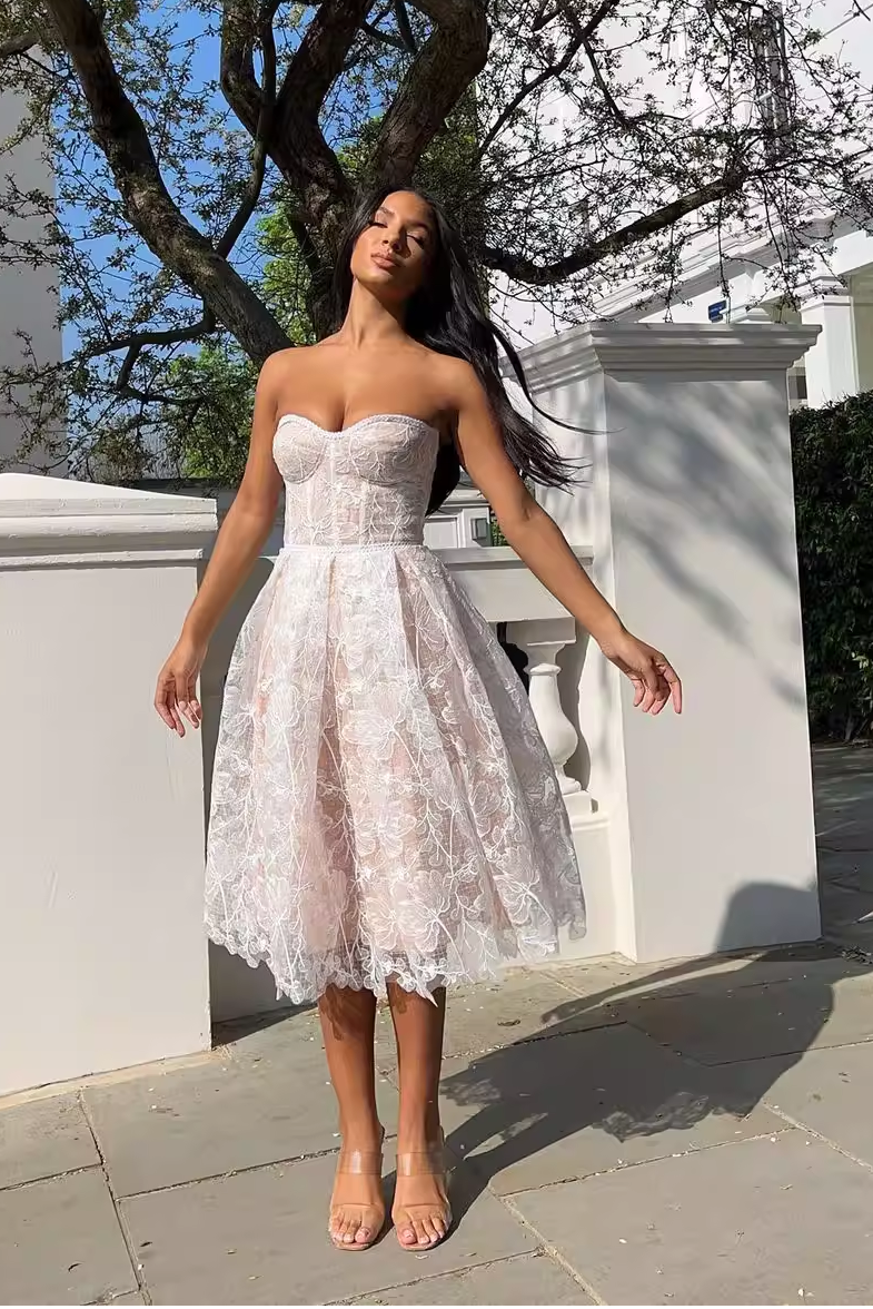 AGNENS WHITE STRAPLESS LACE MIDI DRESS