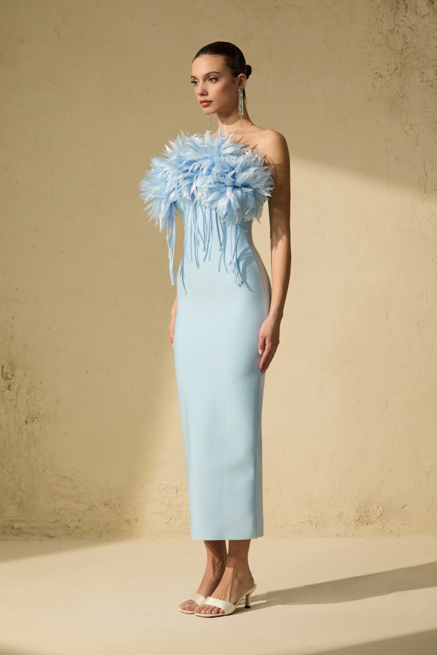 PENNY BLUE PETAL APPLIQUE STRAPLESS MIDI DRESS
