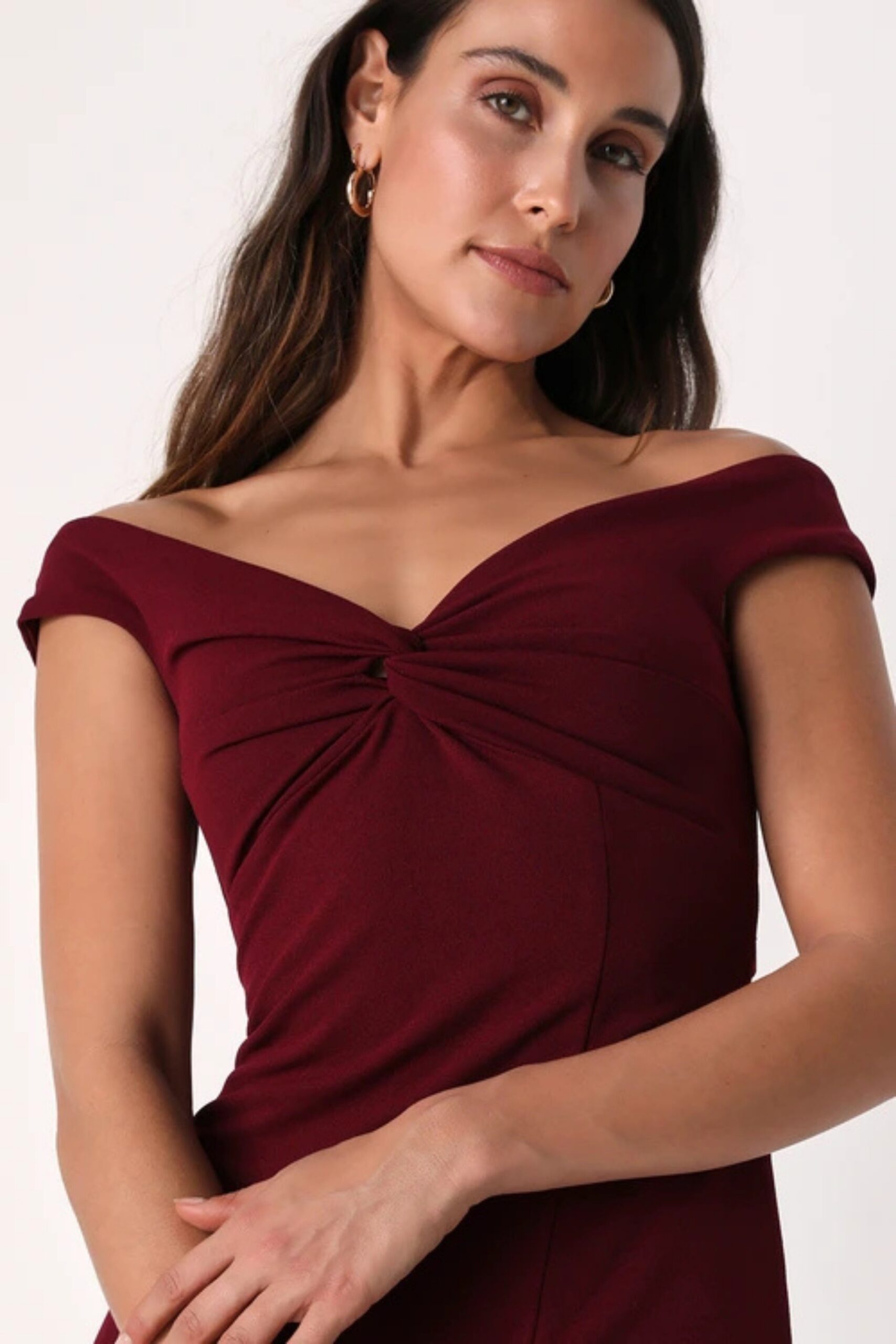BEHOLD MY LOVE BURGUNDY OFF-SHOULDER TWIST MAXI DRESS