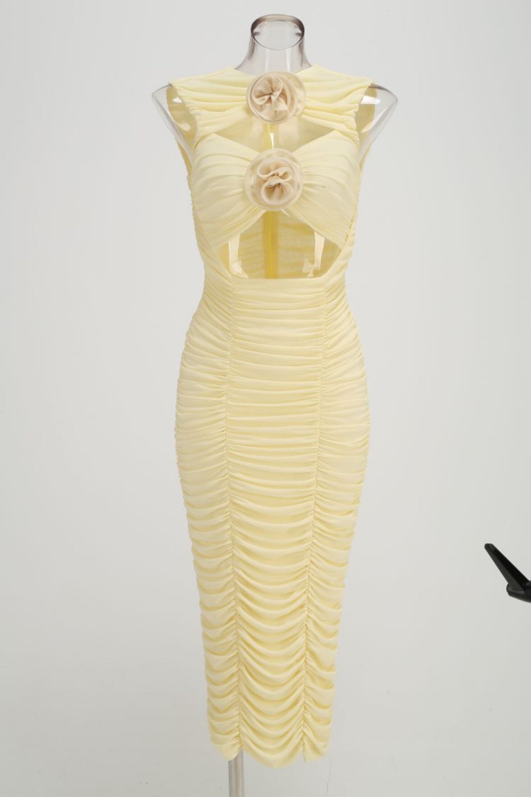 TULLE FLORAL CUTOUT MIDI YELLOW DRESS