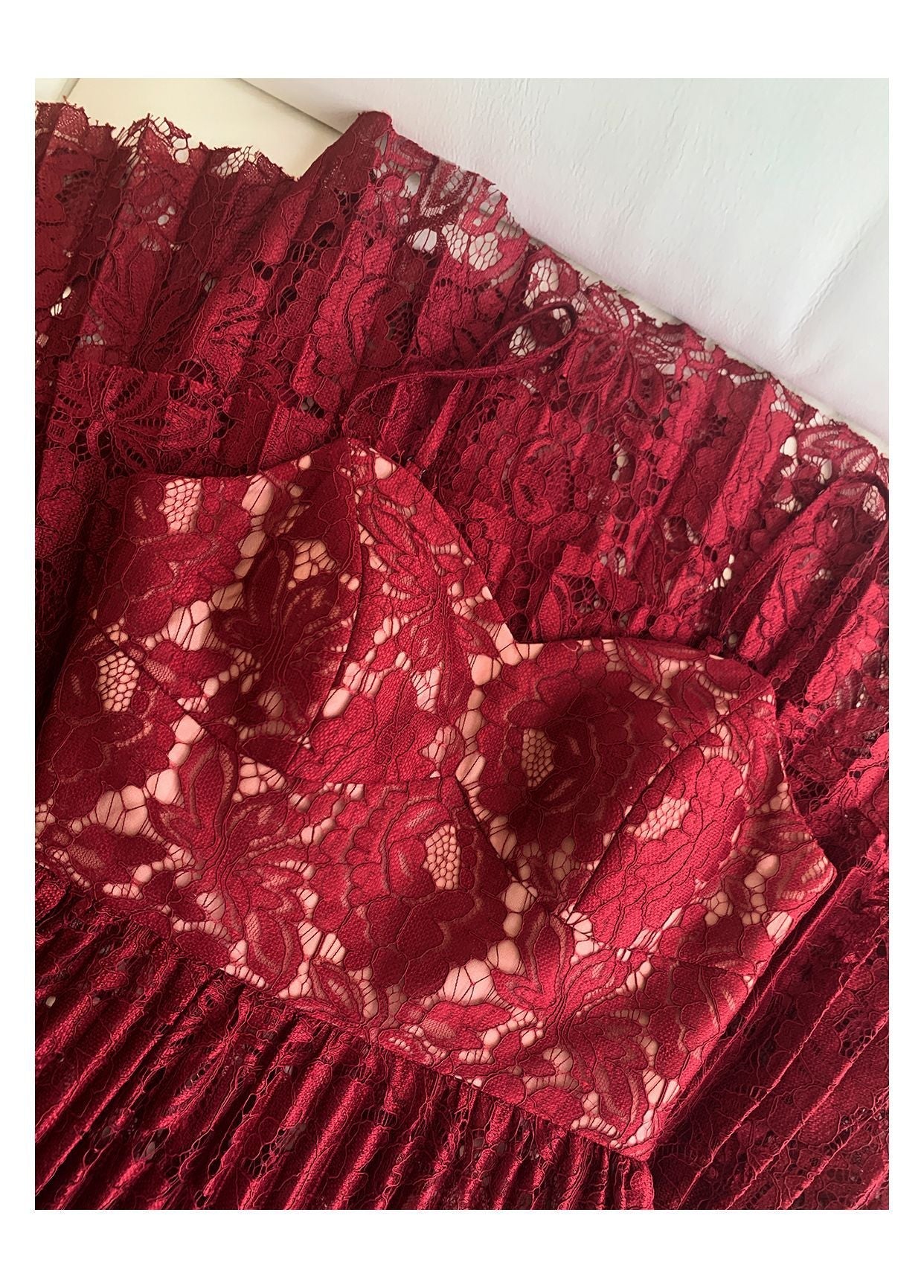 HOLLOW LACE SUSPENDER MIDI DRESS, RED, PARTY
