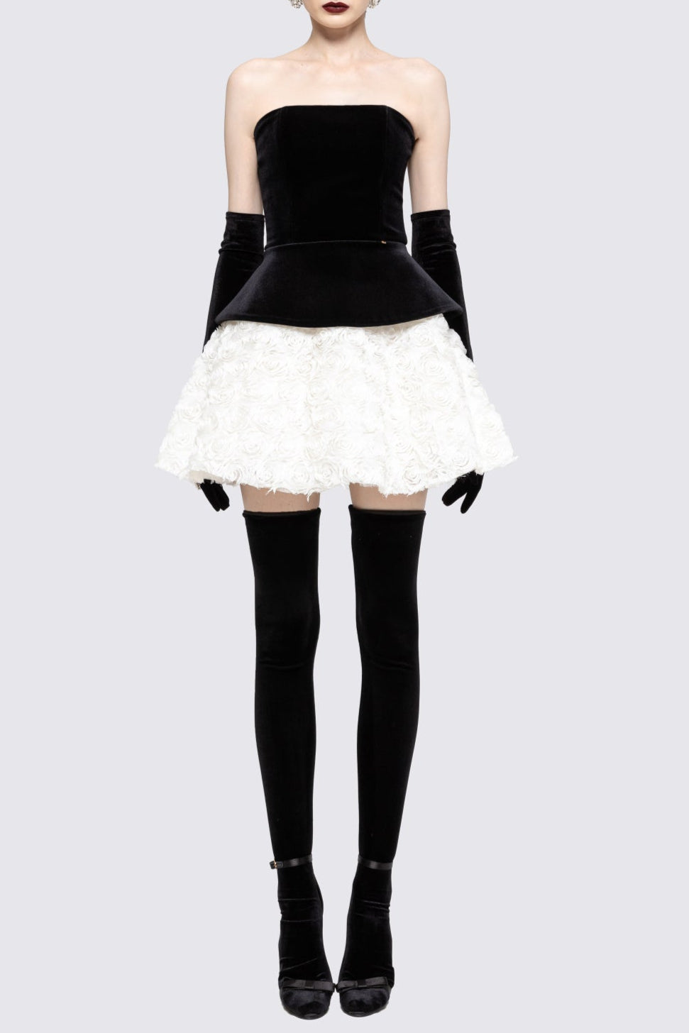 PETAL VELVET TOP & MINI SKIRT SUIT - BLACK/WHITE