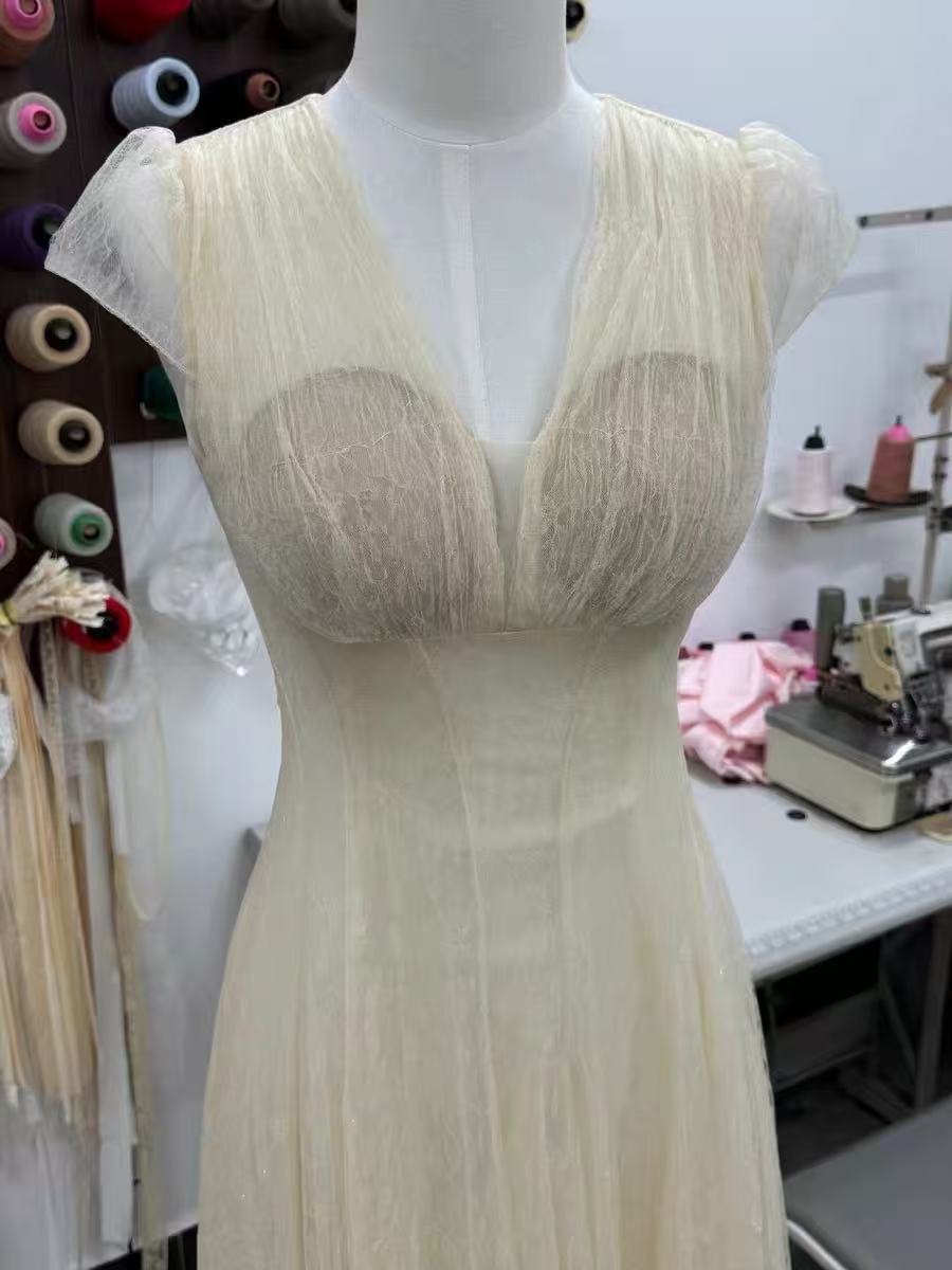GLITTER TULLE V-NECK EMPIRE MAXI DRESS FOR EVENTS
