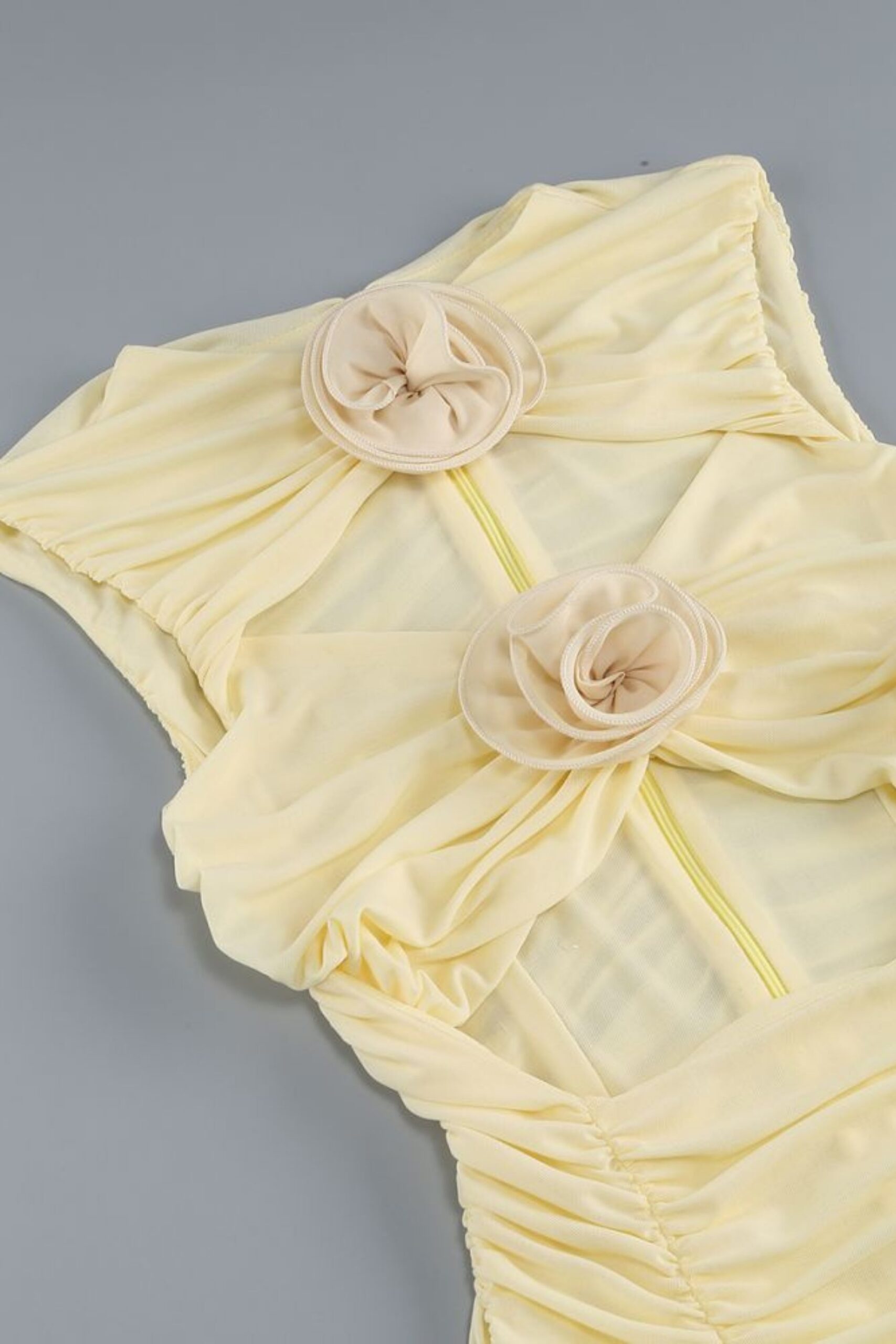 TULLE FLORAL CUTOUT MIDI YELLOW DRESS