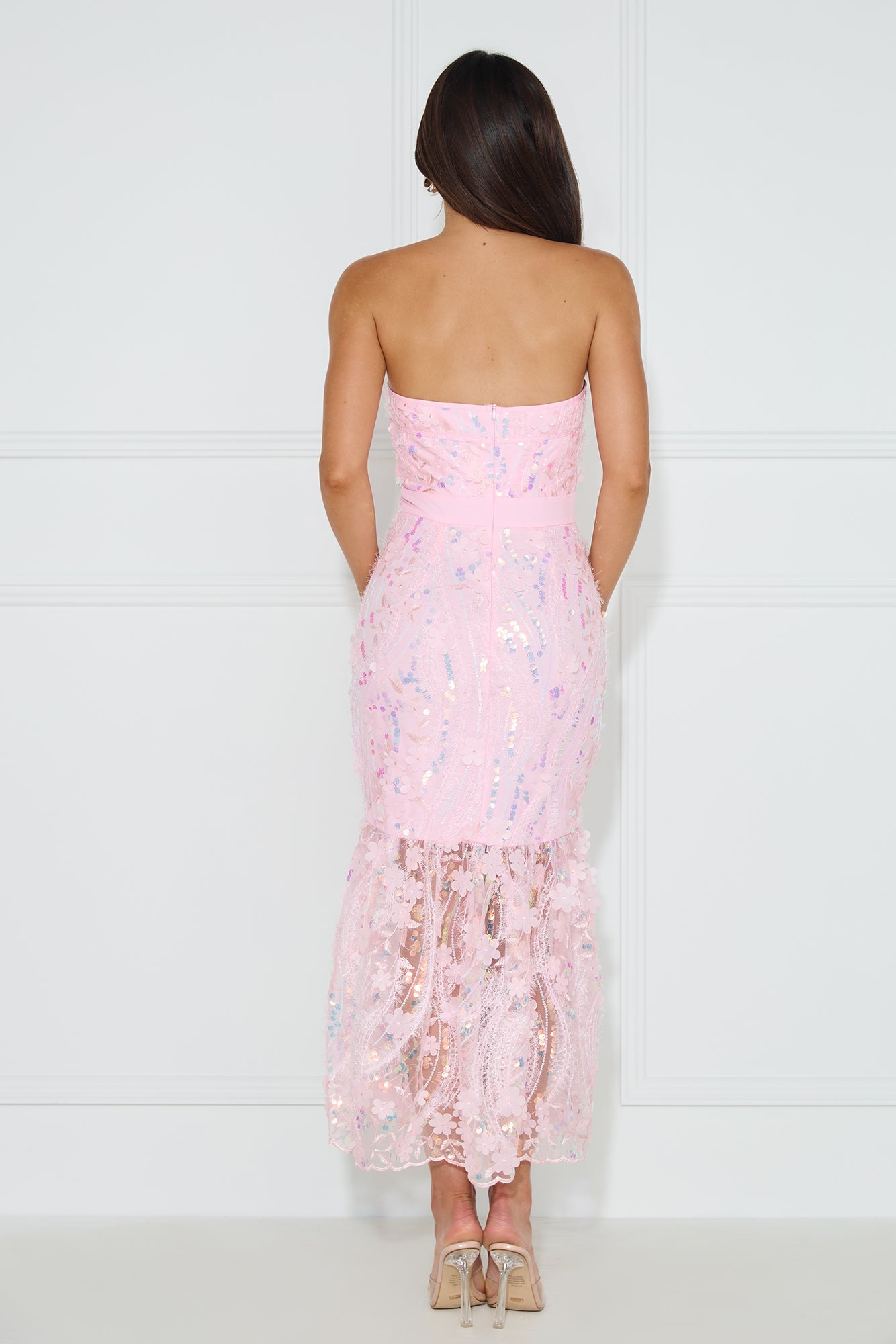 GIRLY CHARM STRAPLESS MIDI DRESS PINK