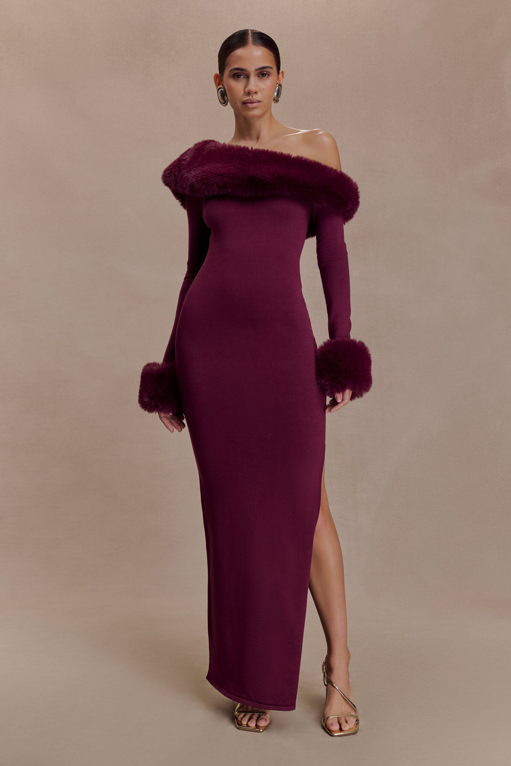 FAUX FUR KNIT MAXI DRESS IN PLUM