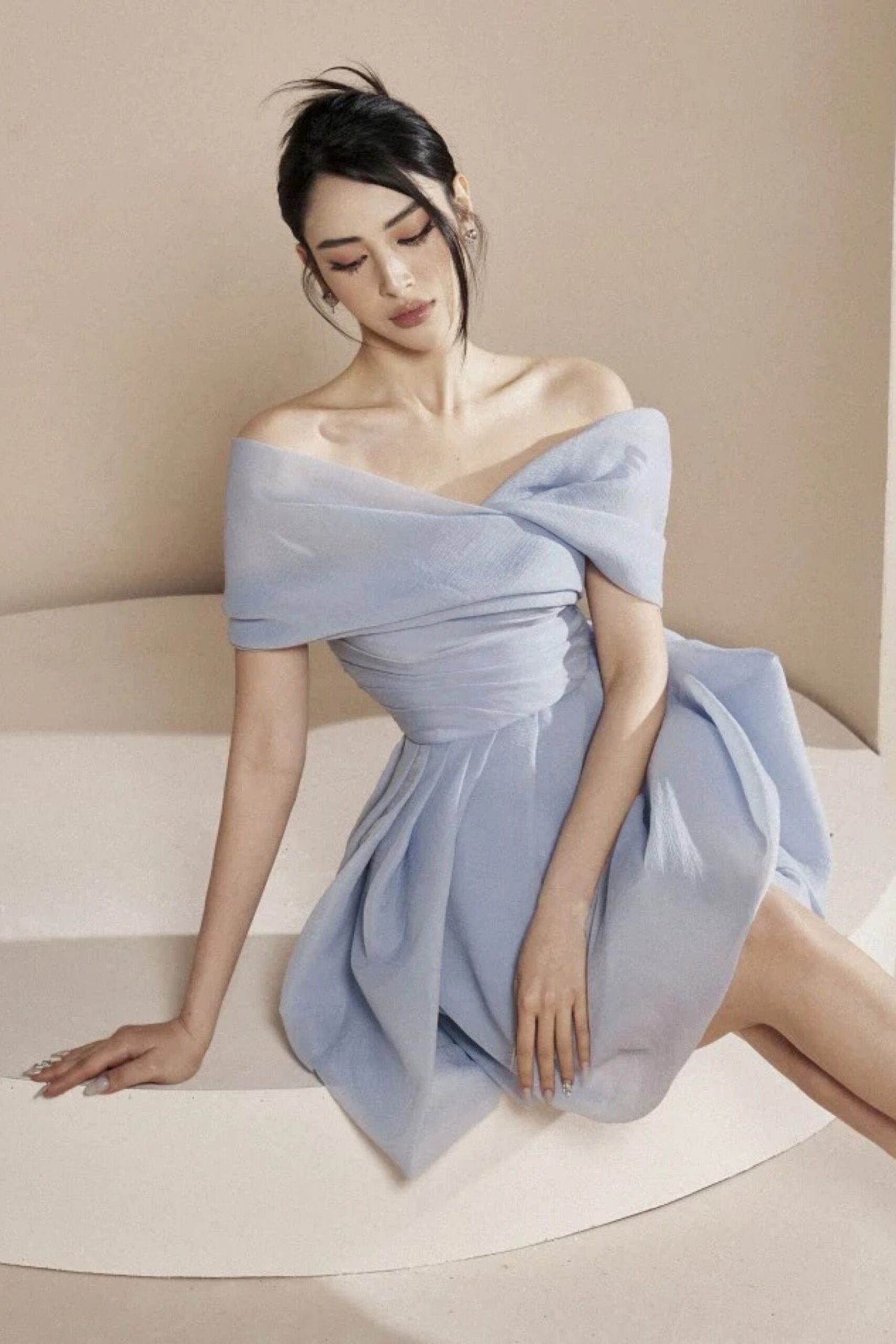 BLUE STRAPLESS WRINKLED COTTON MINI DRESS FOR PARTY