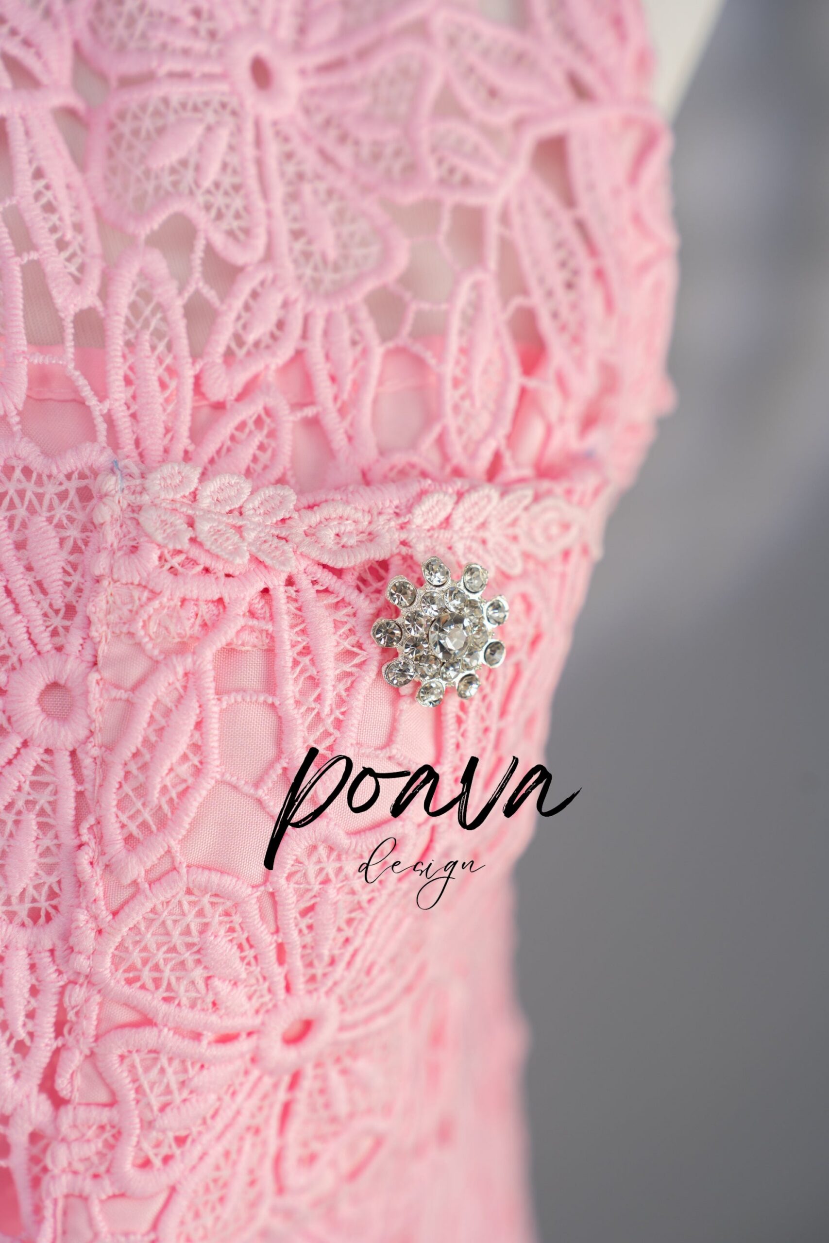 LACE FLORAL MINI DRESS IN PINK