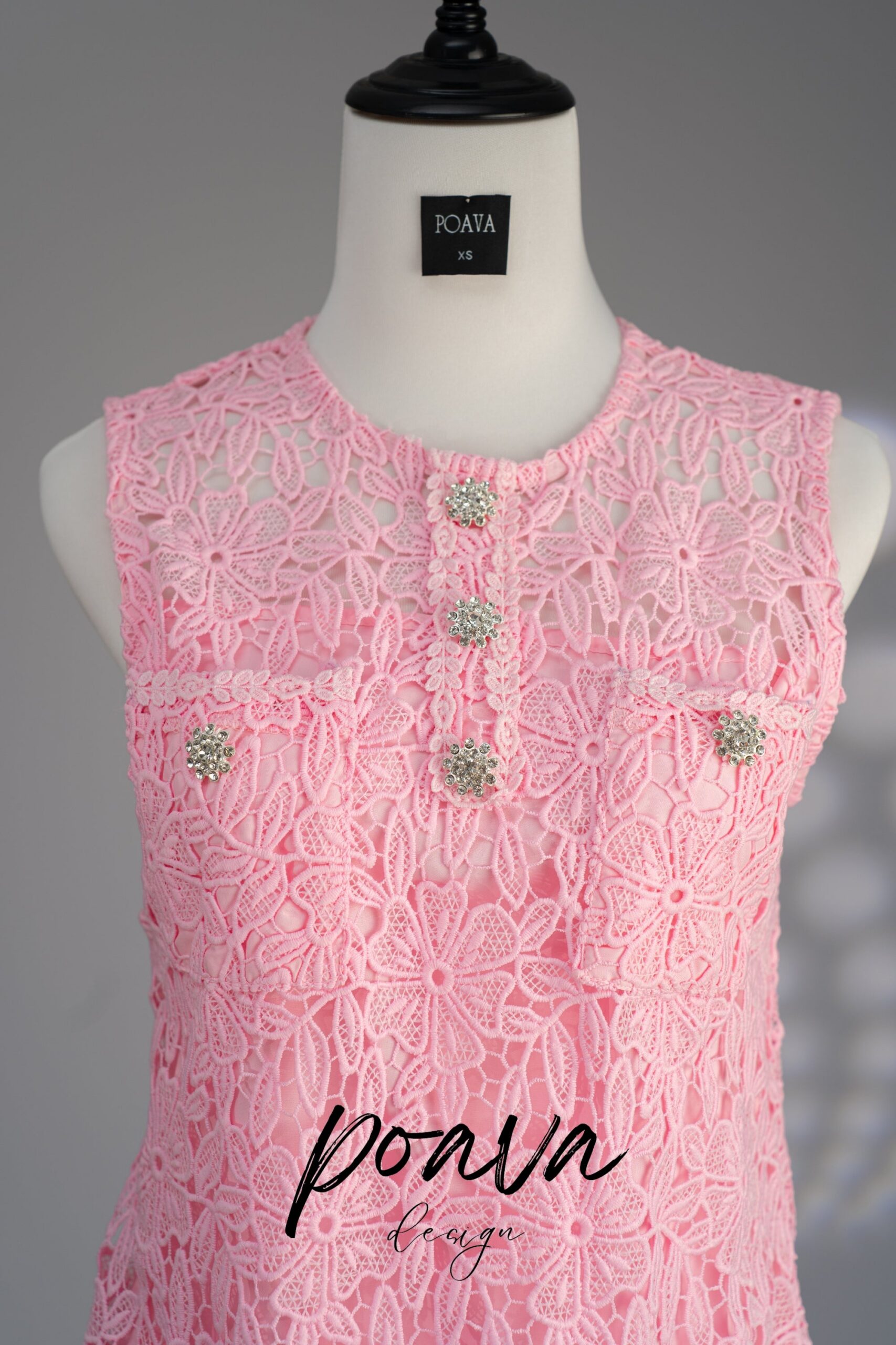 LACE FLORAL MINI DRESS IN PINK