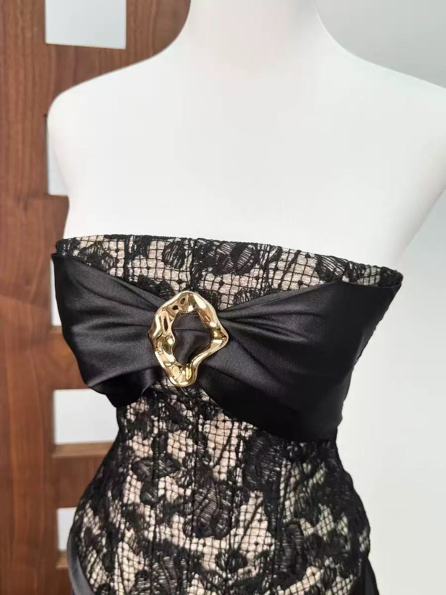 STRAPLESS BLACK MINI COCKTAIL DRESS