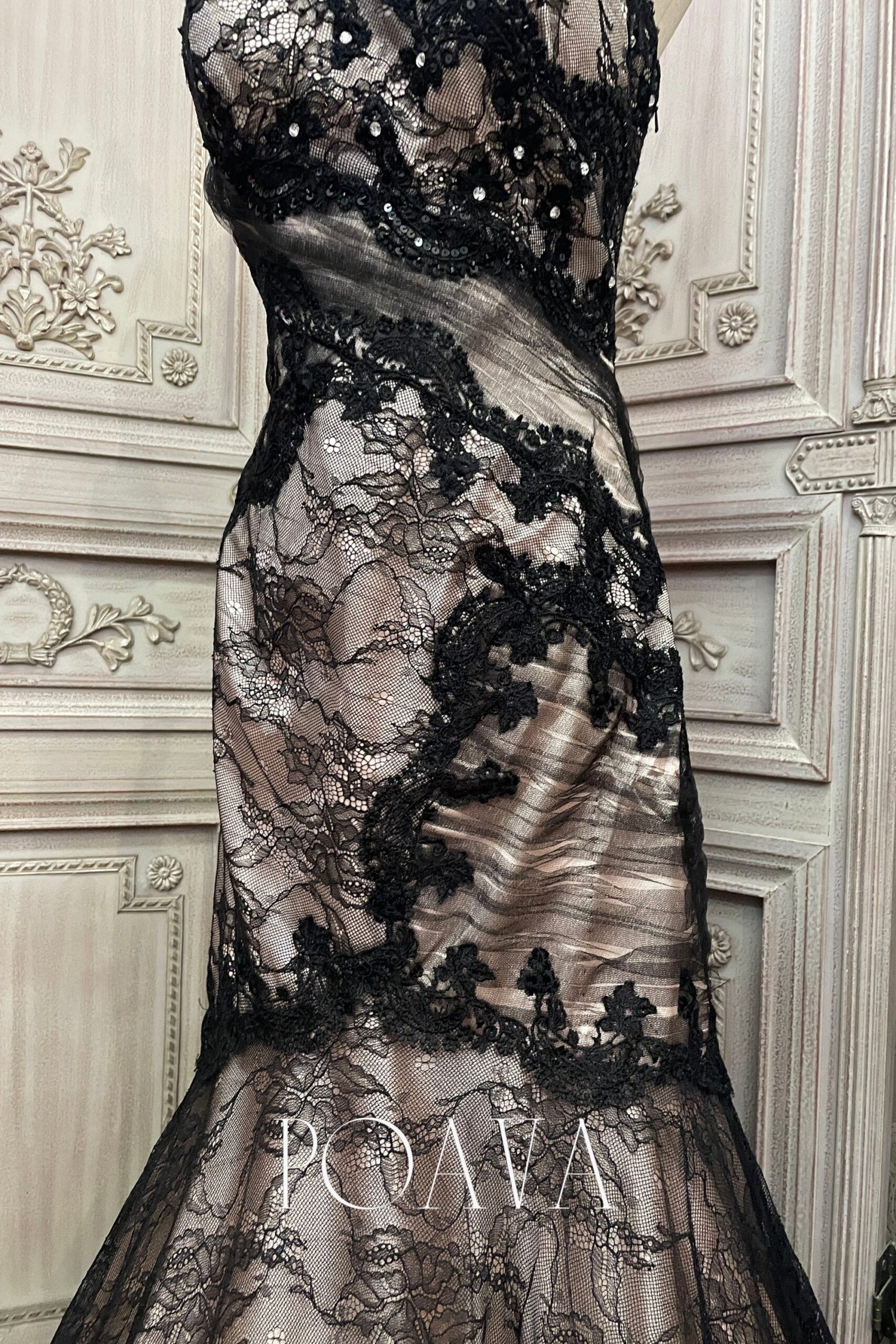 EMBELLISHED LACE MAXI DRESS FOR WEDDING GUEST
