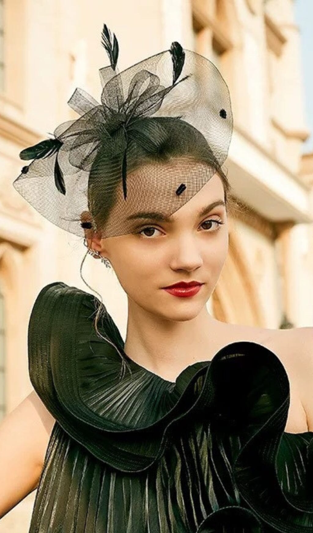 RETRO HEMP FEATHER FASCINATOR WEDDING HAT