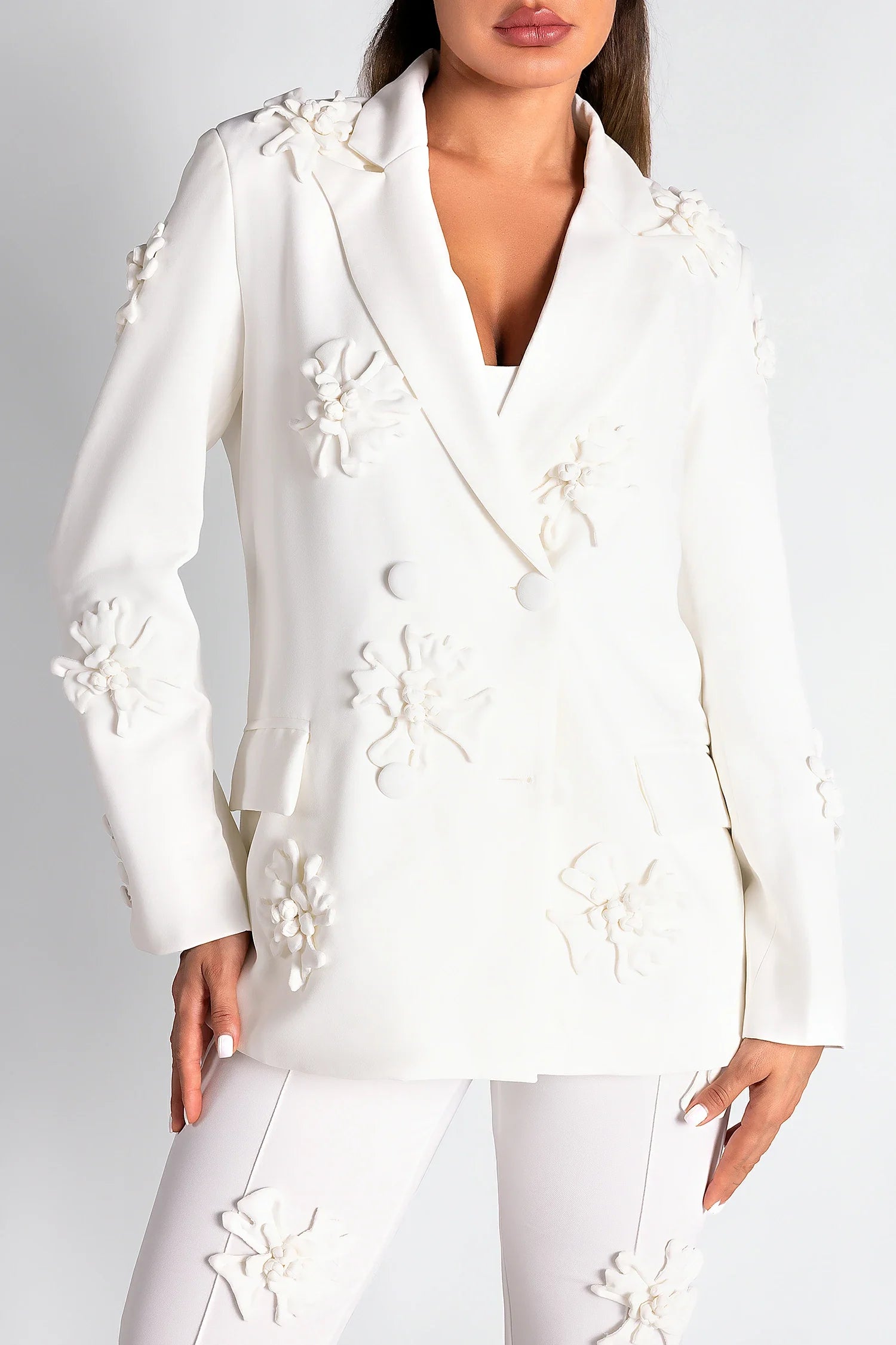 PIBAMEN FLORAL EMBROIDERED BLAZER SET