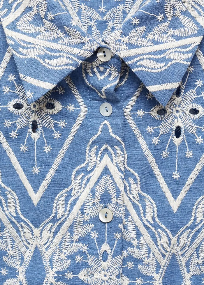 BLUE WHITE EMBROIDERED PUFF SLEEVE LACE BLOUSE