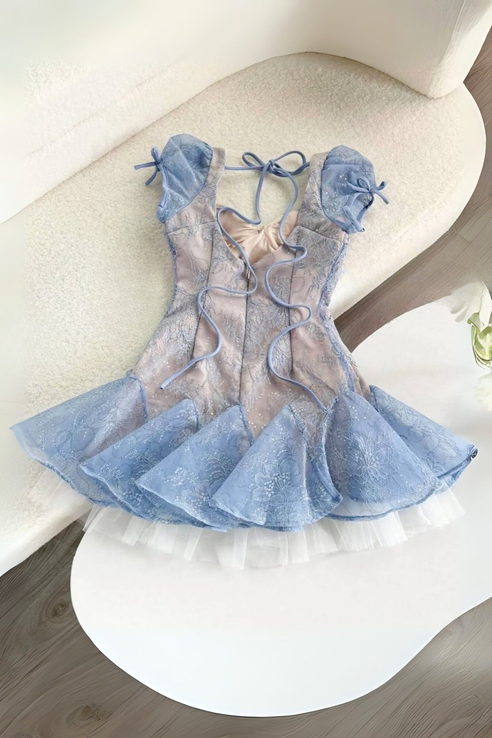 LACE PUFFY MINI DRESS - BLUE EMBROIDERY COCKTAIL