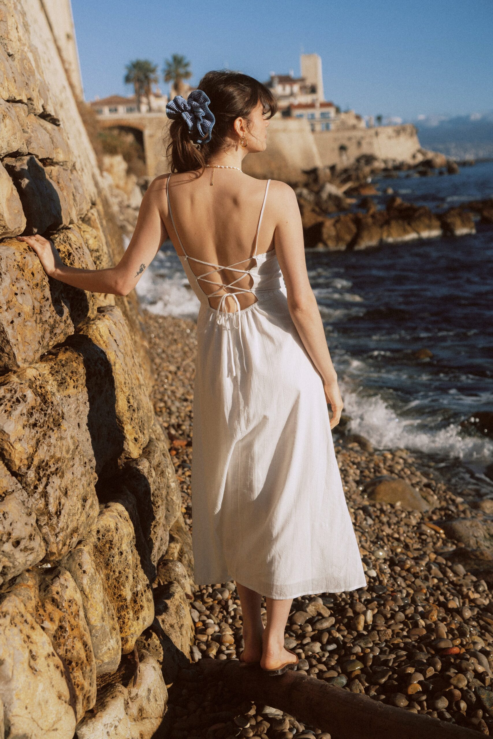 GLORIA STRAPLESS WHITE MAXI DRESS WITH FLOWER DETAIL