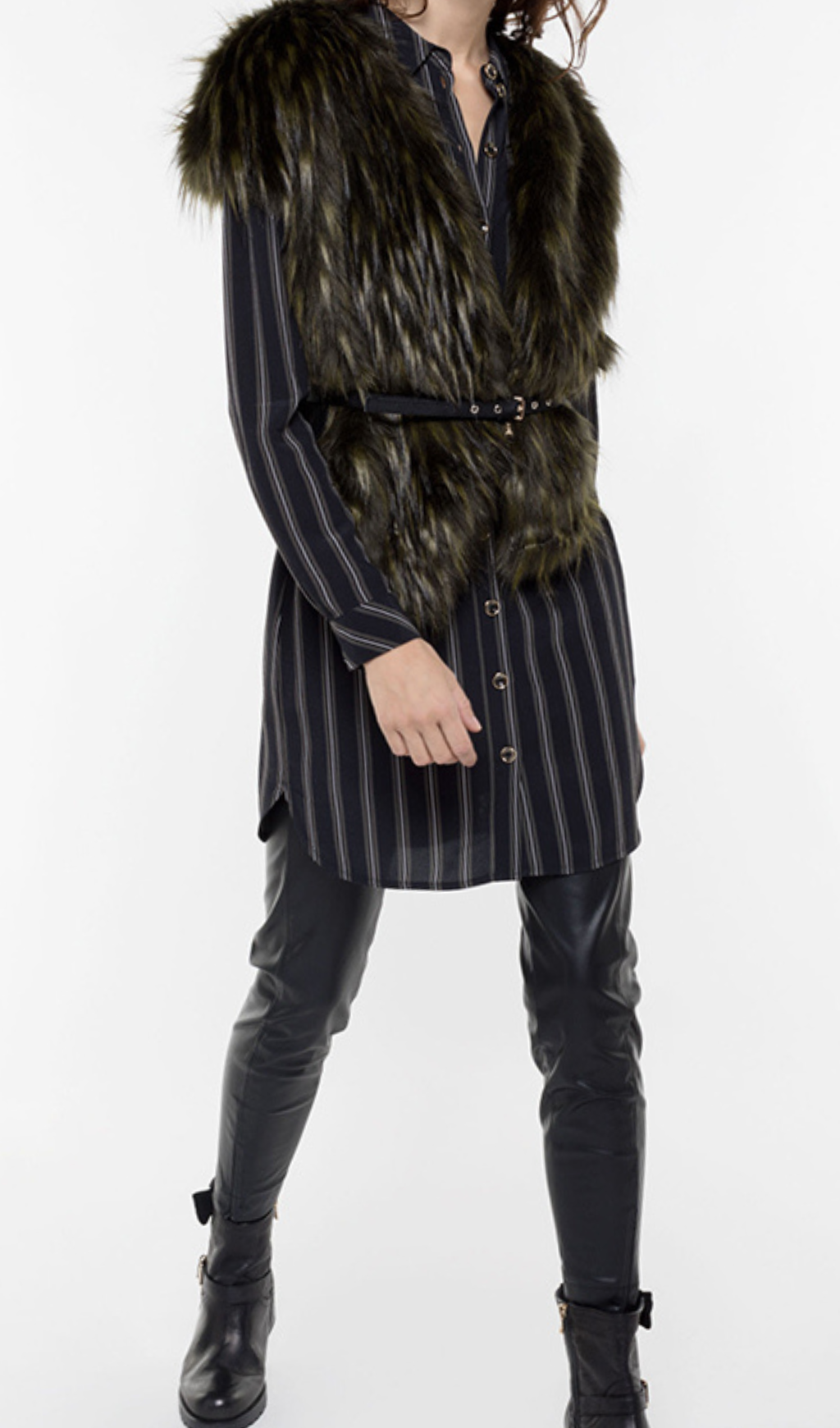 2_f099a585-d621-4372-acbe-ce7cc2d2fcb3 FAUX FUR PATCHWORK VEST FOR FALL