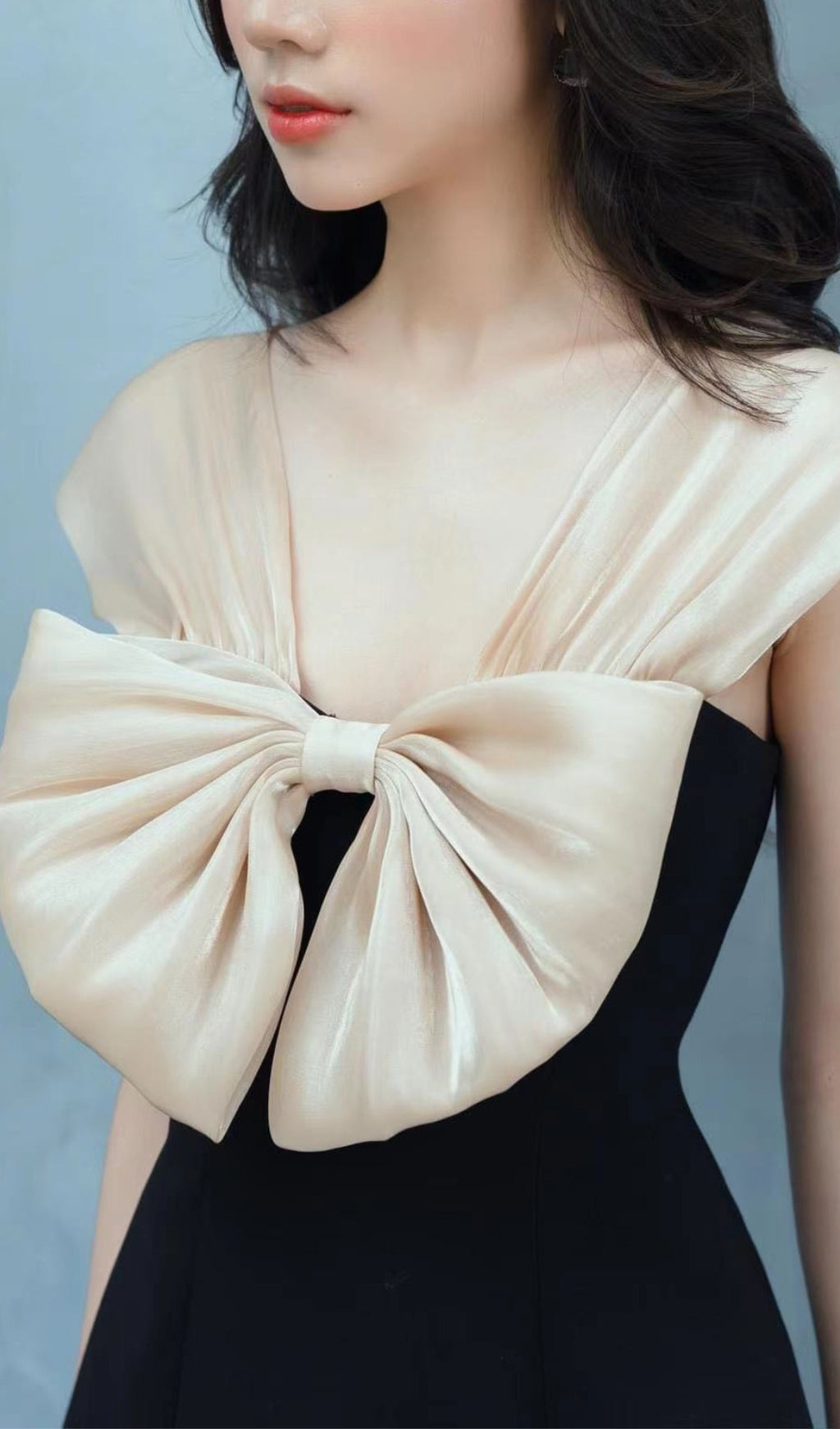 SEXY V-NECK WAVY BOW A-LINE MINI PARTY DRESS