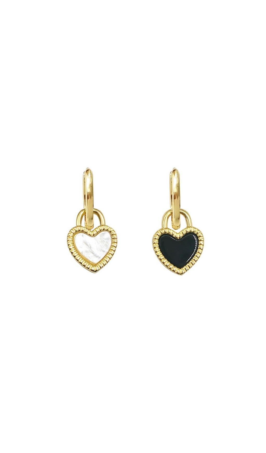 31_a211e78c-6083-4087-bc37-6c52becde848 BLACK & WHITE HEART ACRYLIC EARRINGS | CASUAL GIFT
