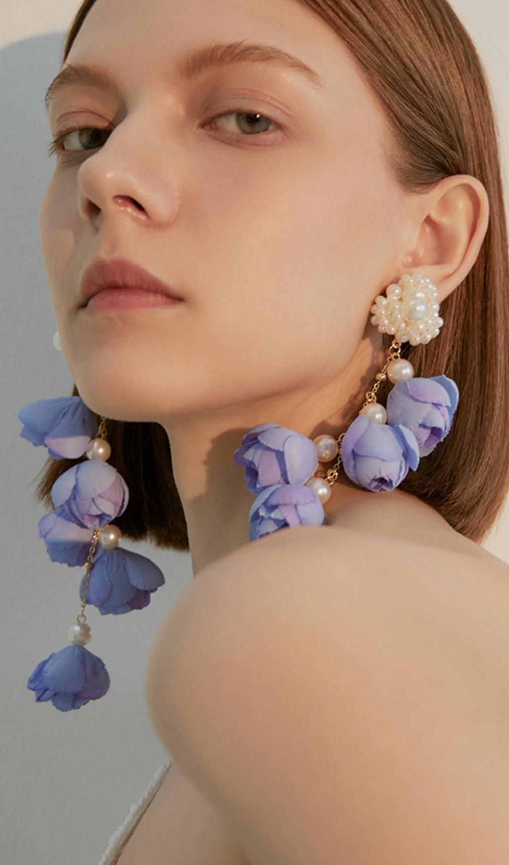 VIOLET PEARL FLOWER DANGLE EARRINGS FOR WEDDING