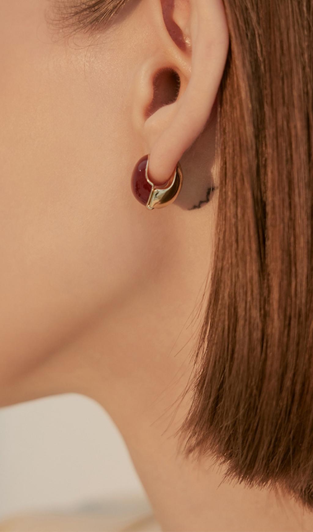 BROWN HOLLOW BALL STUDS - MINIMALIST DAILY EARRINGS