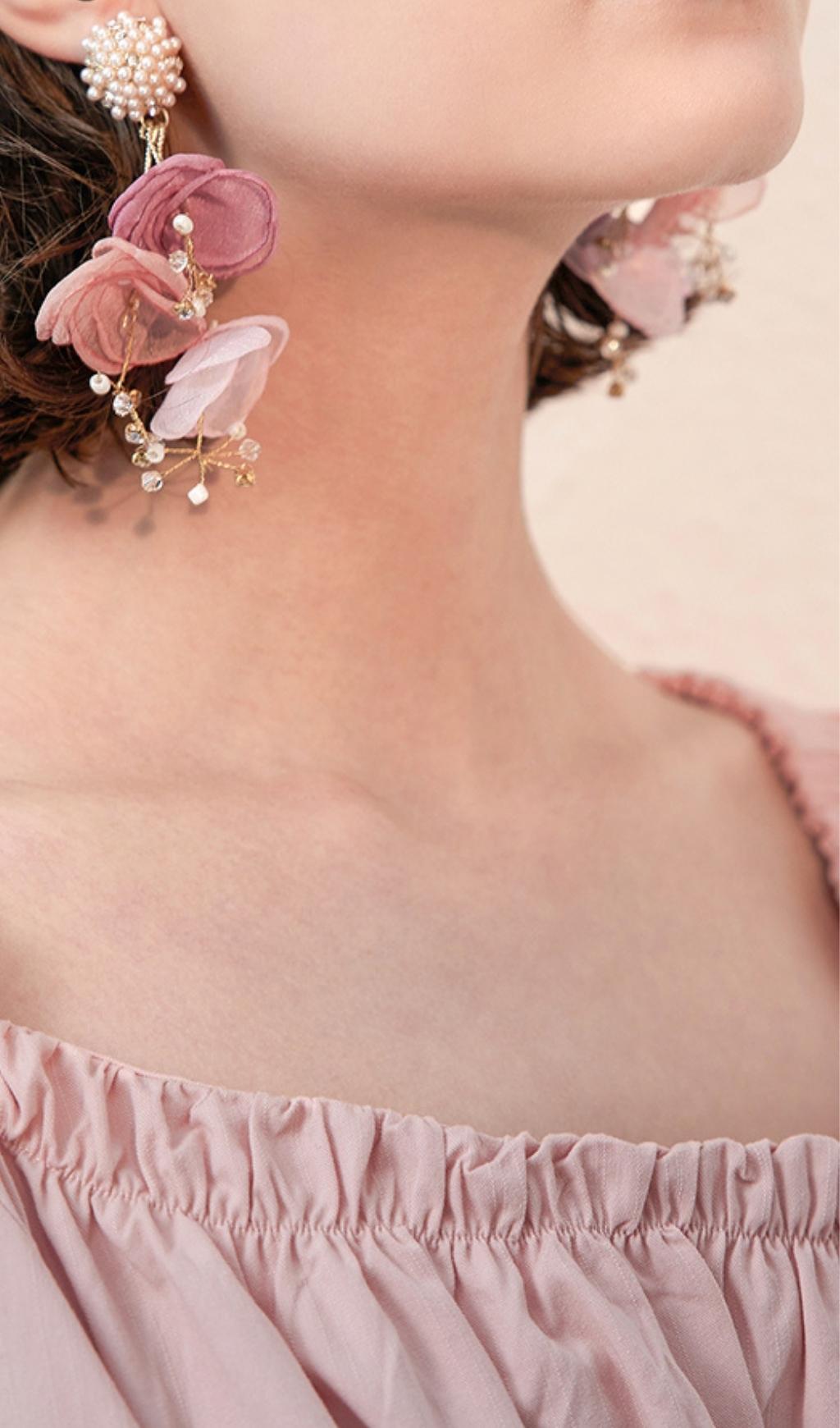 33_3a6e360f-f0ce-497f-ac9d-3ee8e68fffdc PINK PEARL FLORAL DROP EARRINGS FOR WEDDING