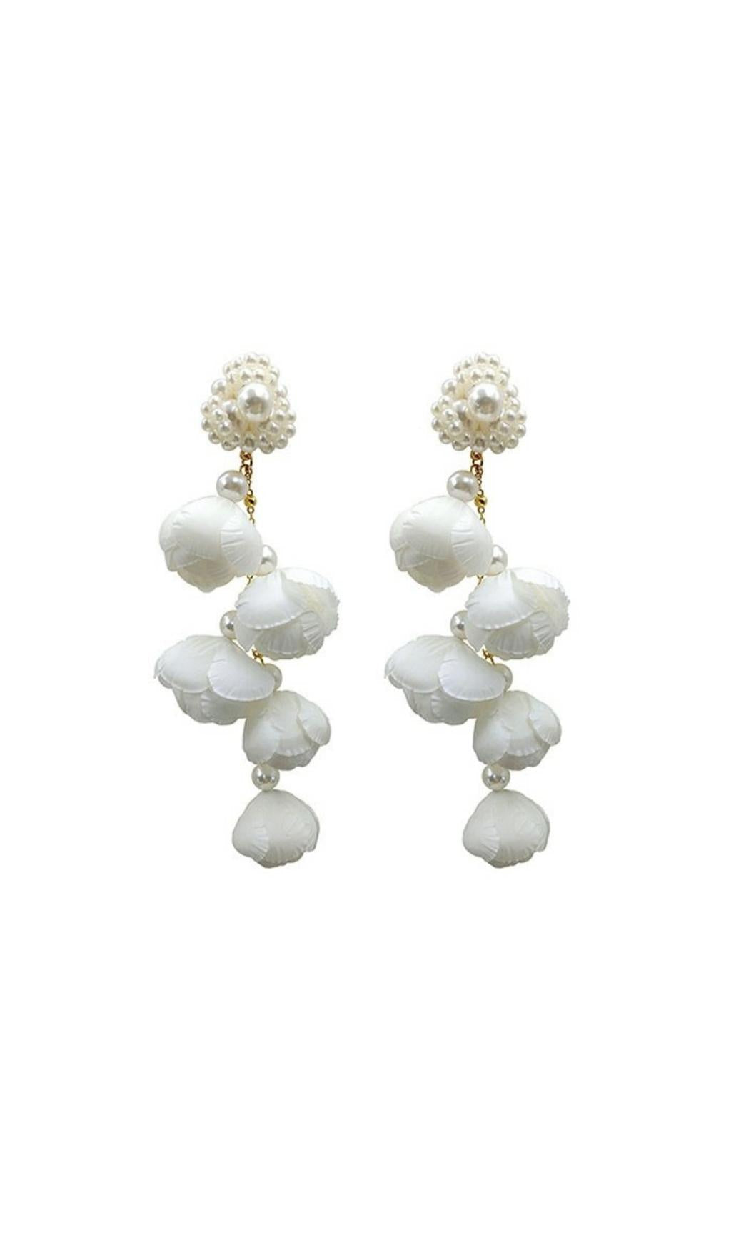 WHITE PEARL FLOWER EARRINGS FOR WEDDING BRIDAL