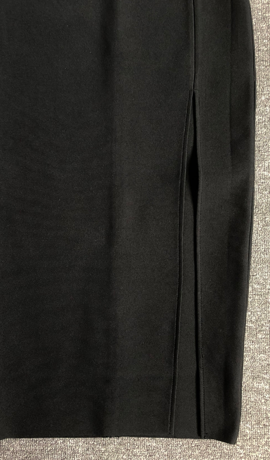 BLACK OFF-SHOULDER FEATHER MAXI PARTY DRESS