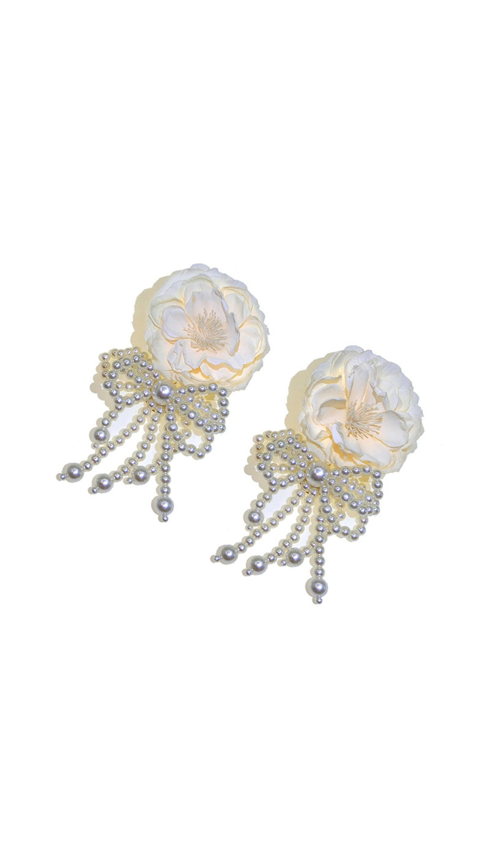 36_f0282099-9fa3-48bf-949f-290559fa7090 WHITE FLORAL ACRYLIC EARRINGS FOR WEDDING