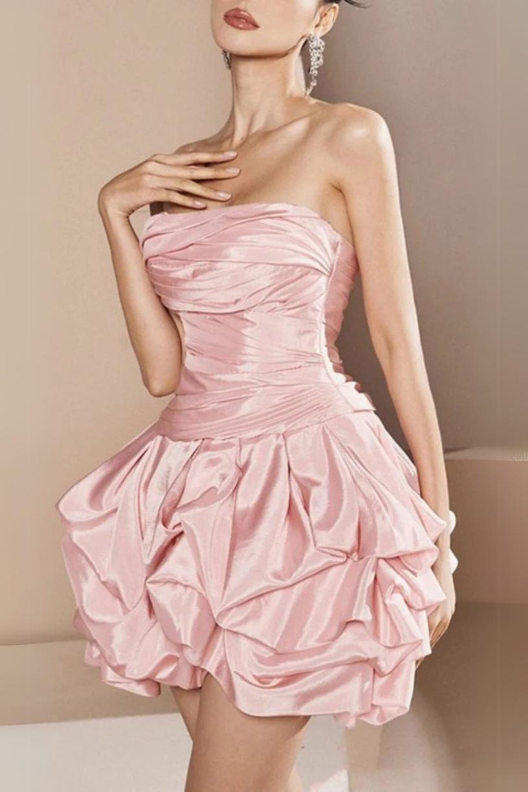 SATIN SLEEVELESS PLEATED PINK BUBBLE DRESS