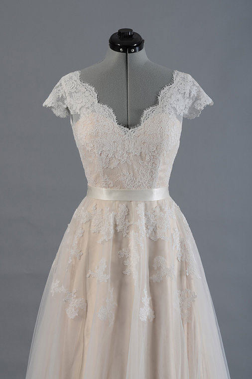 A-LINE CHAMPAGNE TULLE LACE PROM DRESS
