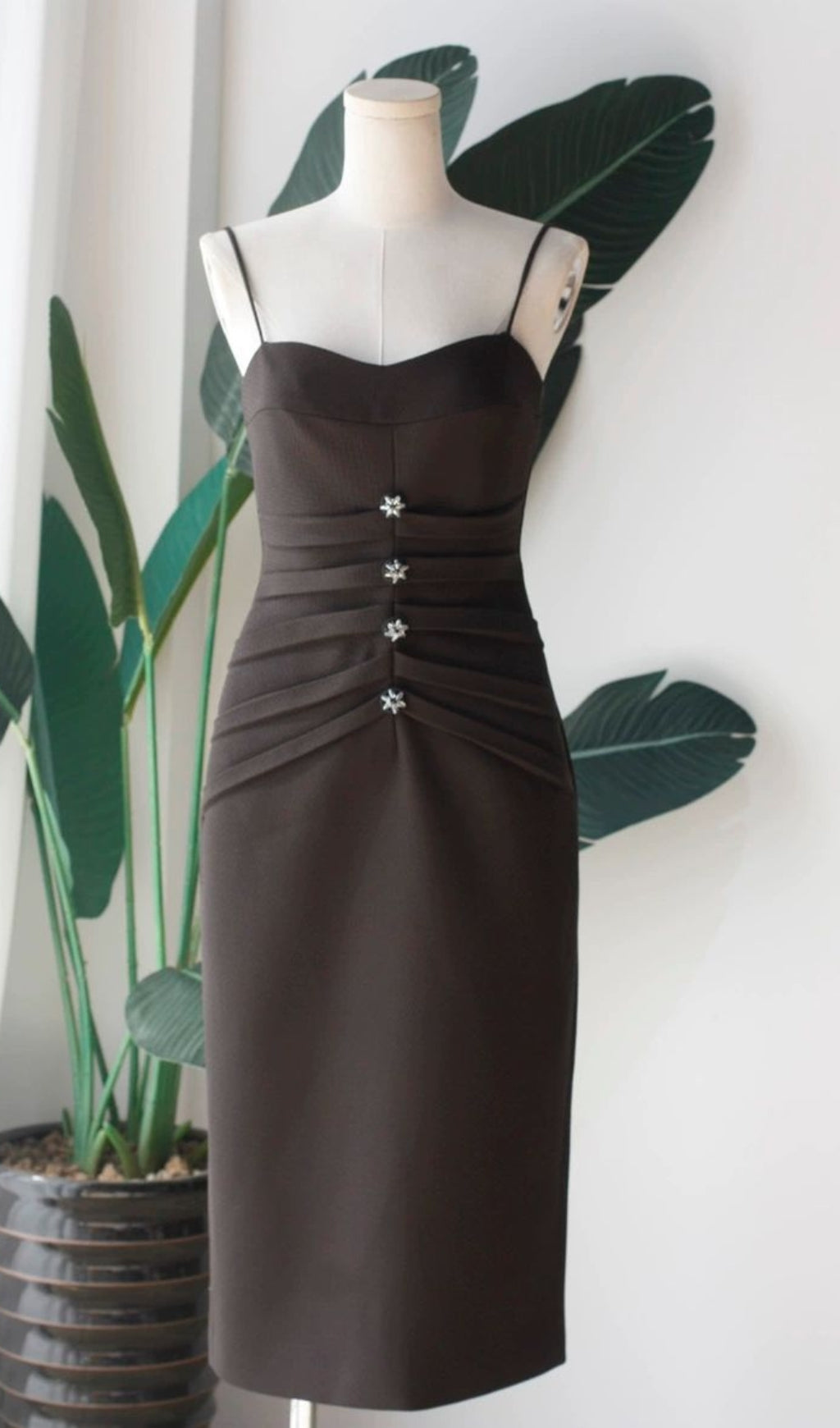 CAPE COAT & SUSPENDER DRESS TWO-PIECE SET