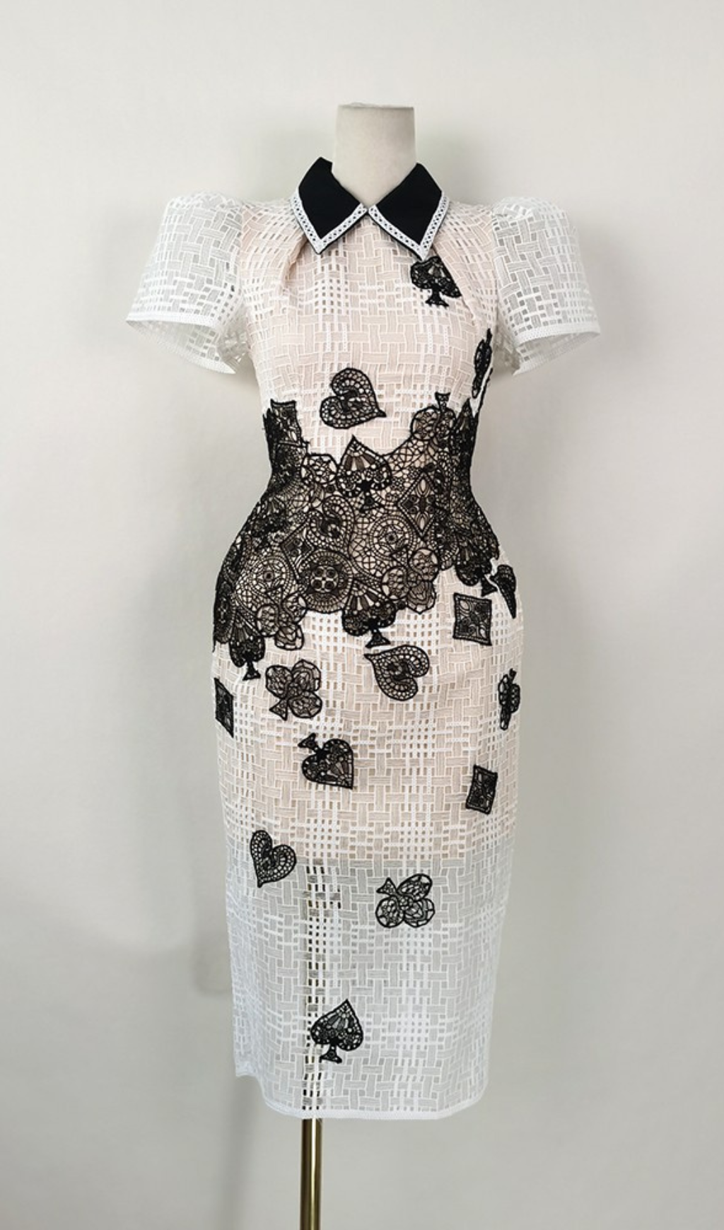 SEQUIN POKER PATTERN WHITE MIDI DRESS