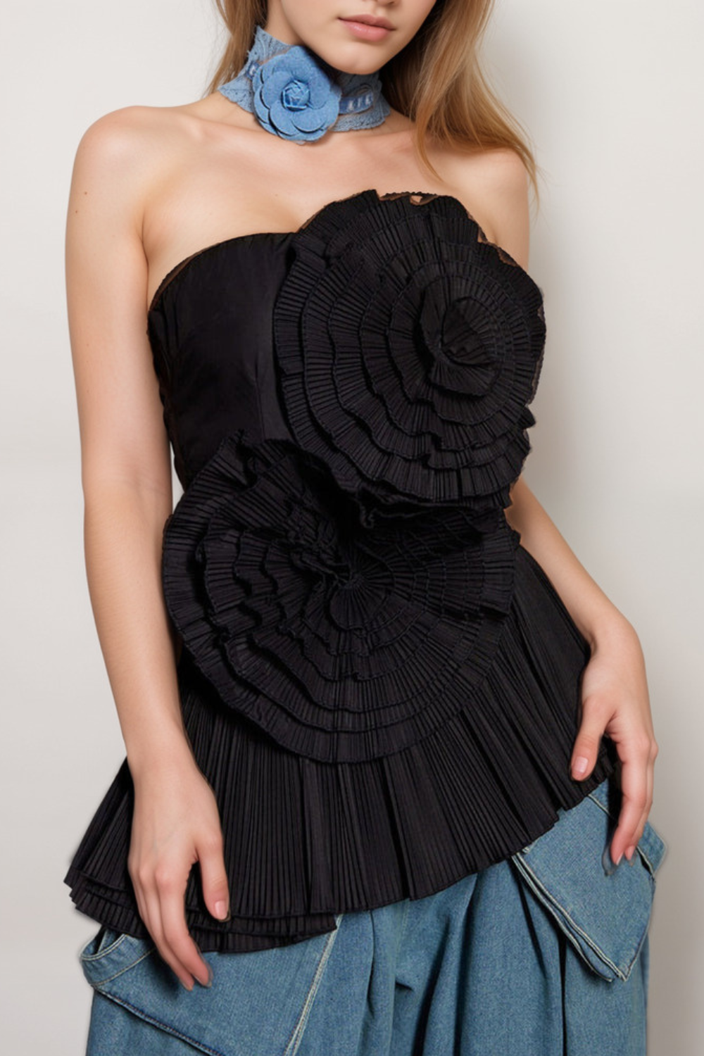 STRAPLESS BLACK FLOWER PLEATED TOP FOR PARTY
