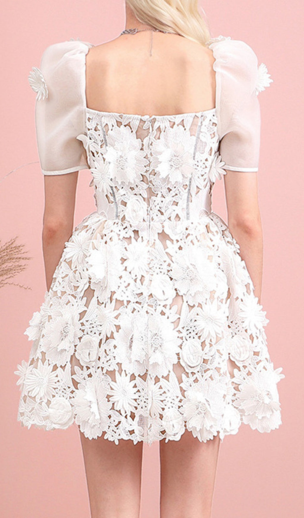 ELEGANT WHITE LACE PANEL MINI DRESS