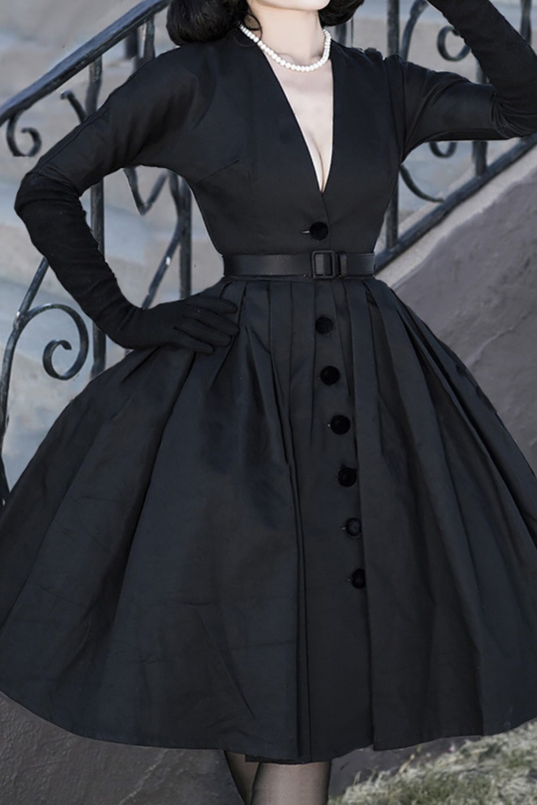 V-NECK MIDI DRESS BLACK, ELEGANT EVENING WEAR