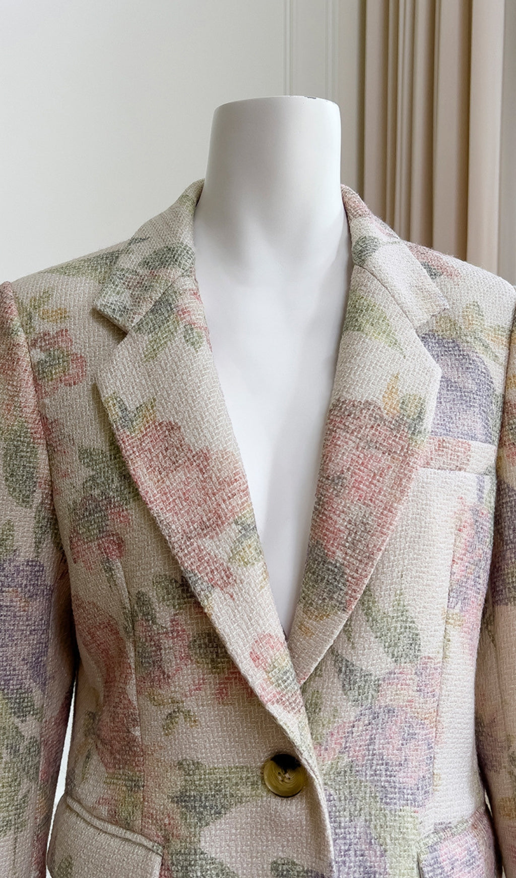 FLORAL PRINT BLAZER FOR WEDDING GUEST