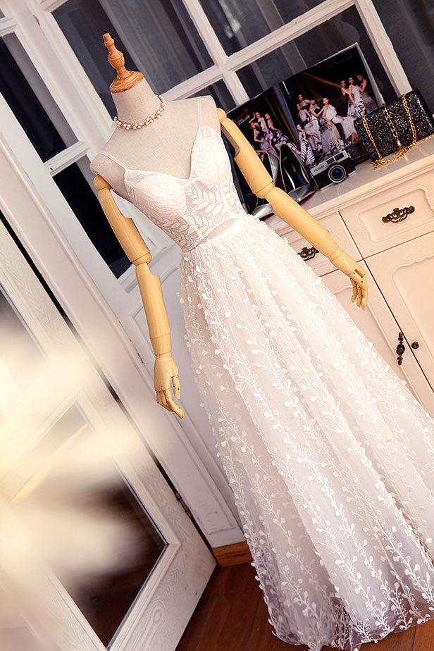 WHITE V-NECK LACE PROM DRESS