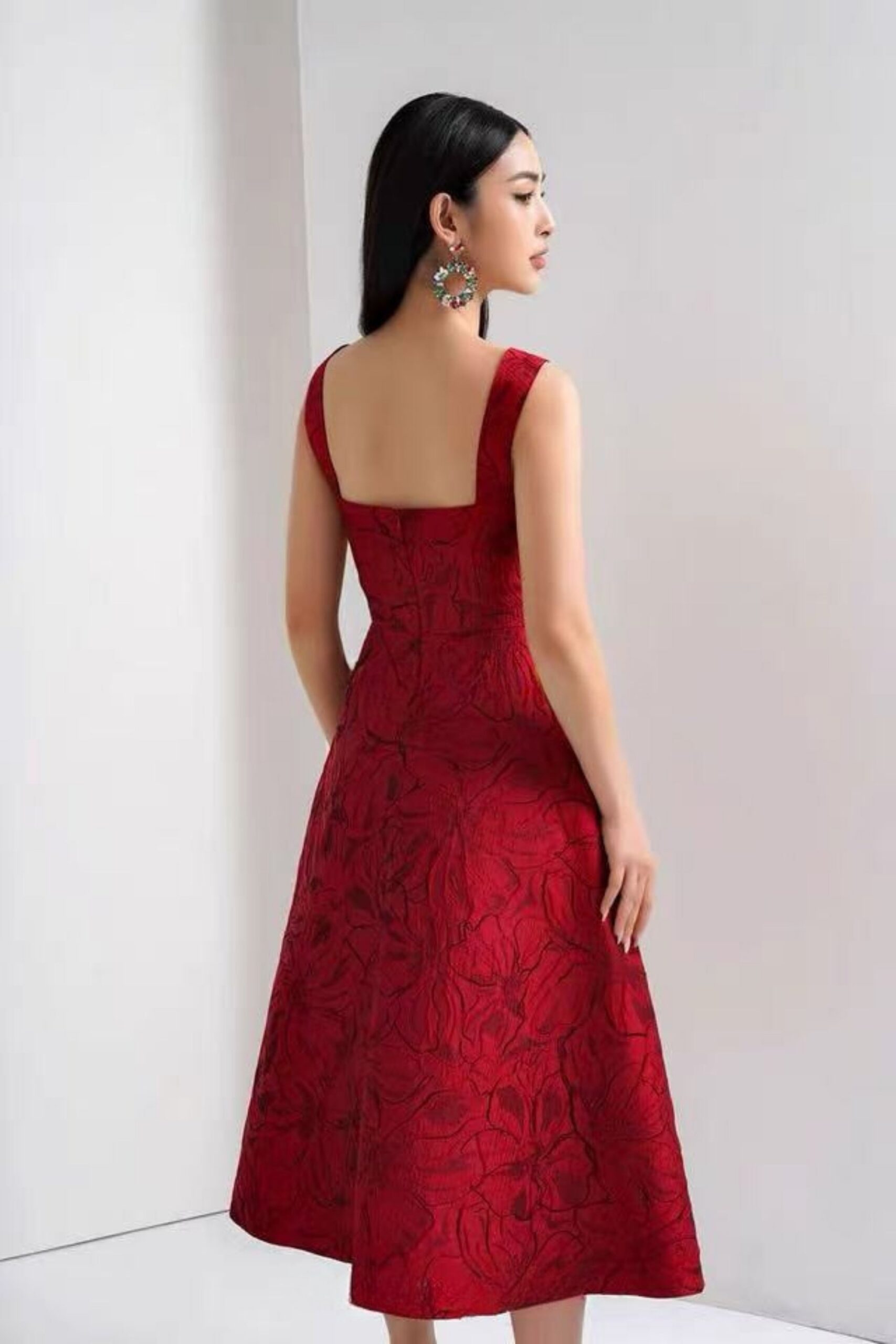 BURGUNDY JACQUARD CAMI MIDI DRESS FOR EVENTS