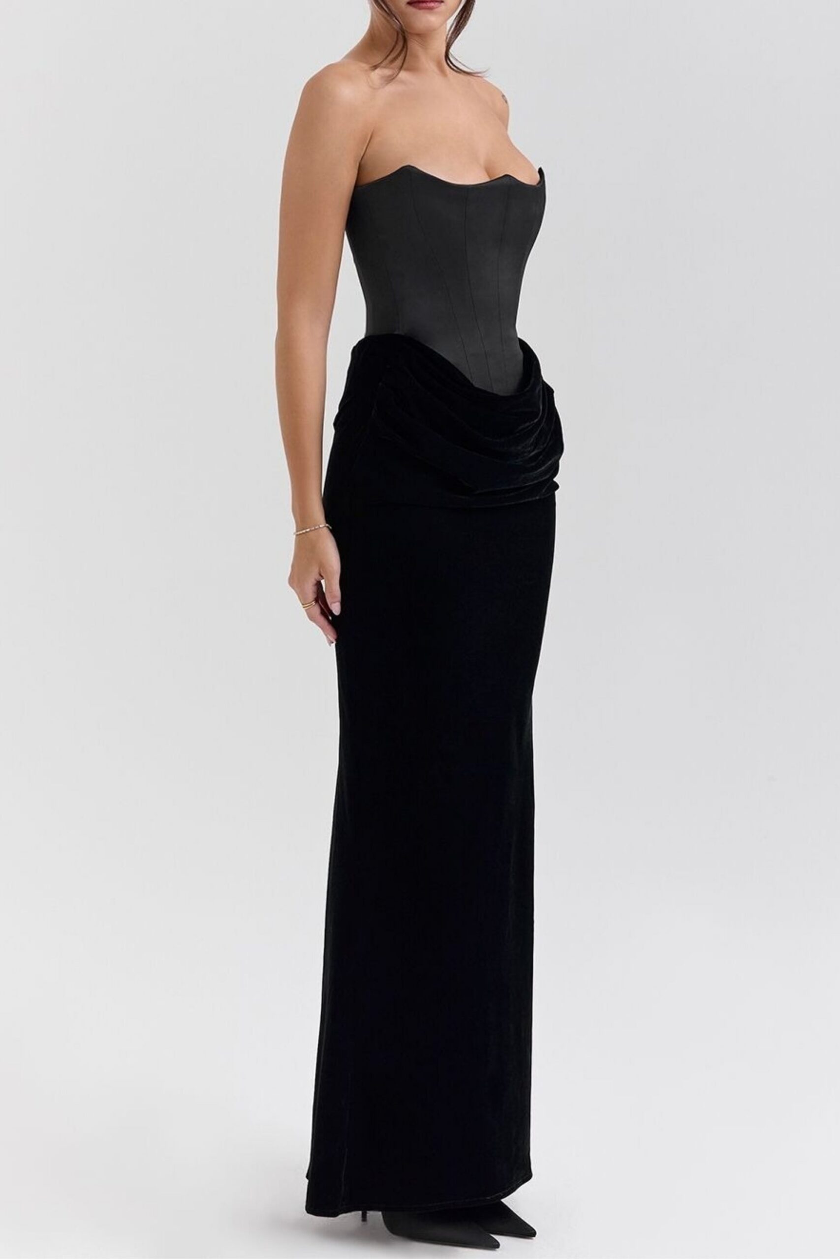 STRAPLESS BLACK CORSET MAXI DRESS FOR EVENING