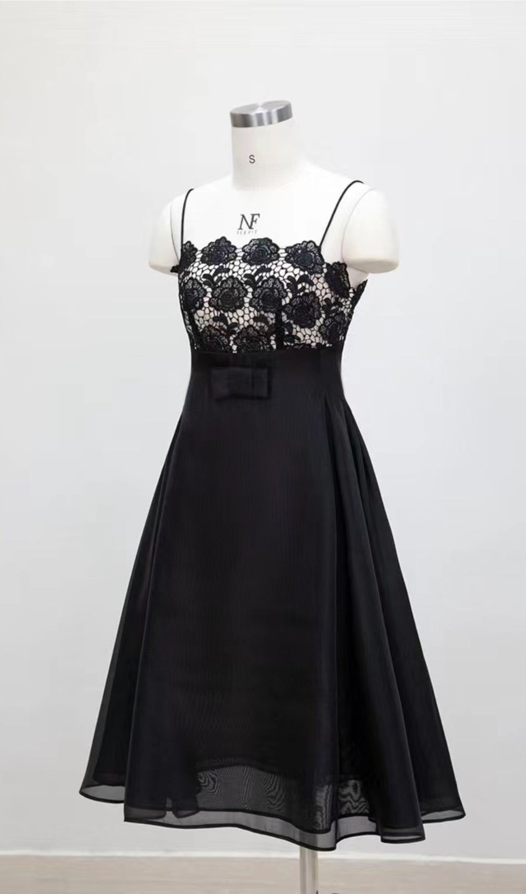 BLACK LACE MIDI DRESS WITH CAMISOLE BODICE