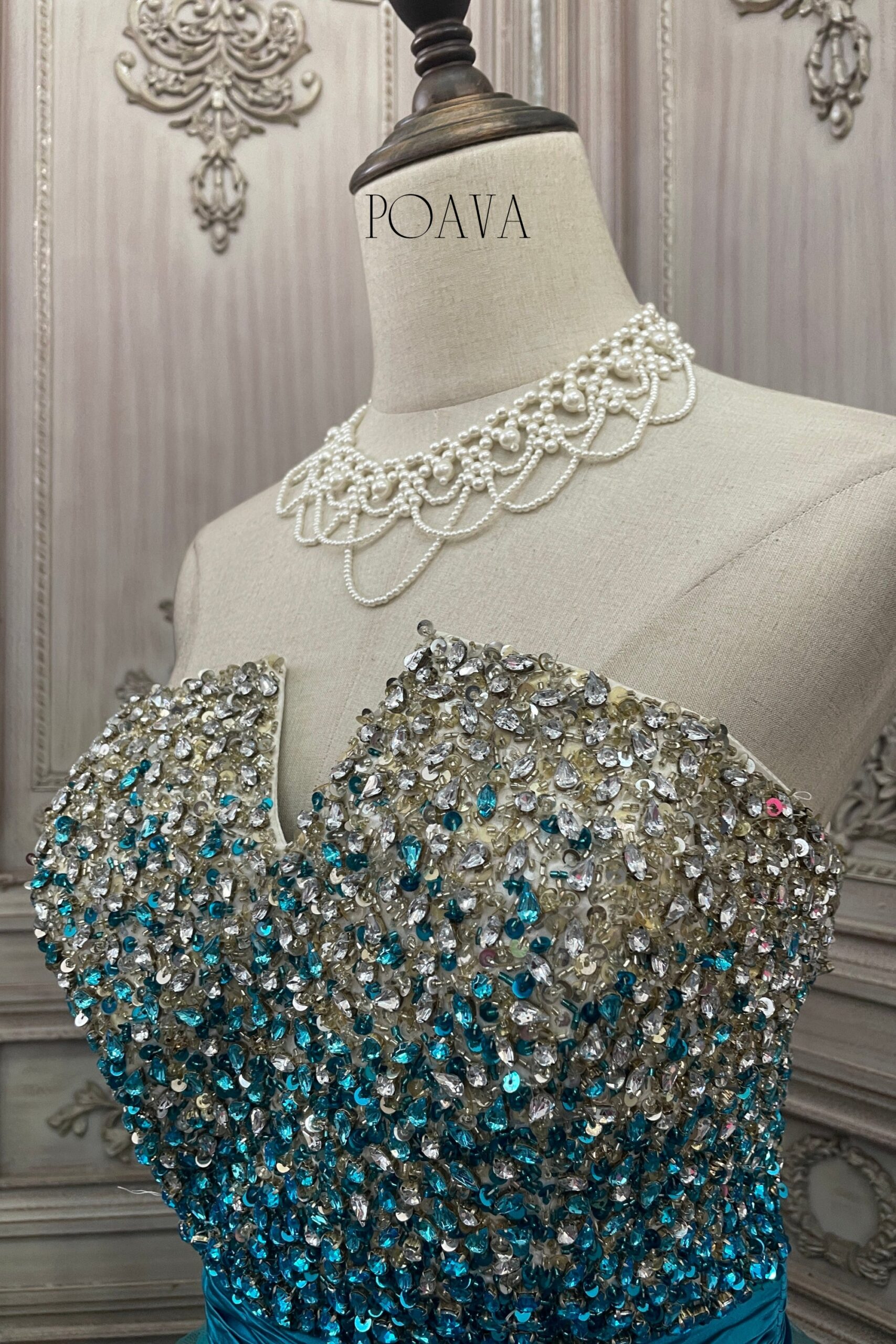 EMBELLISHED STRAPLESS BLUE MIDI DRESS FOR EVENTS