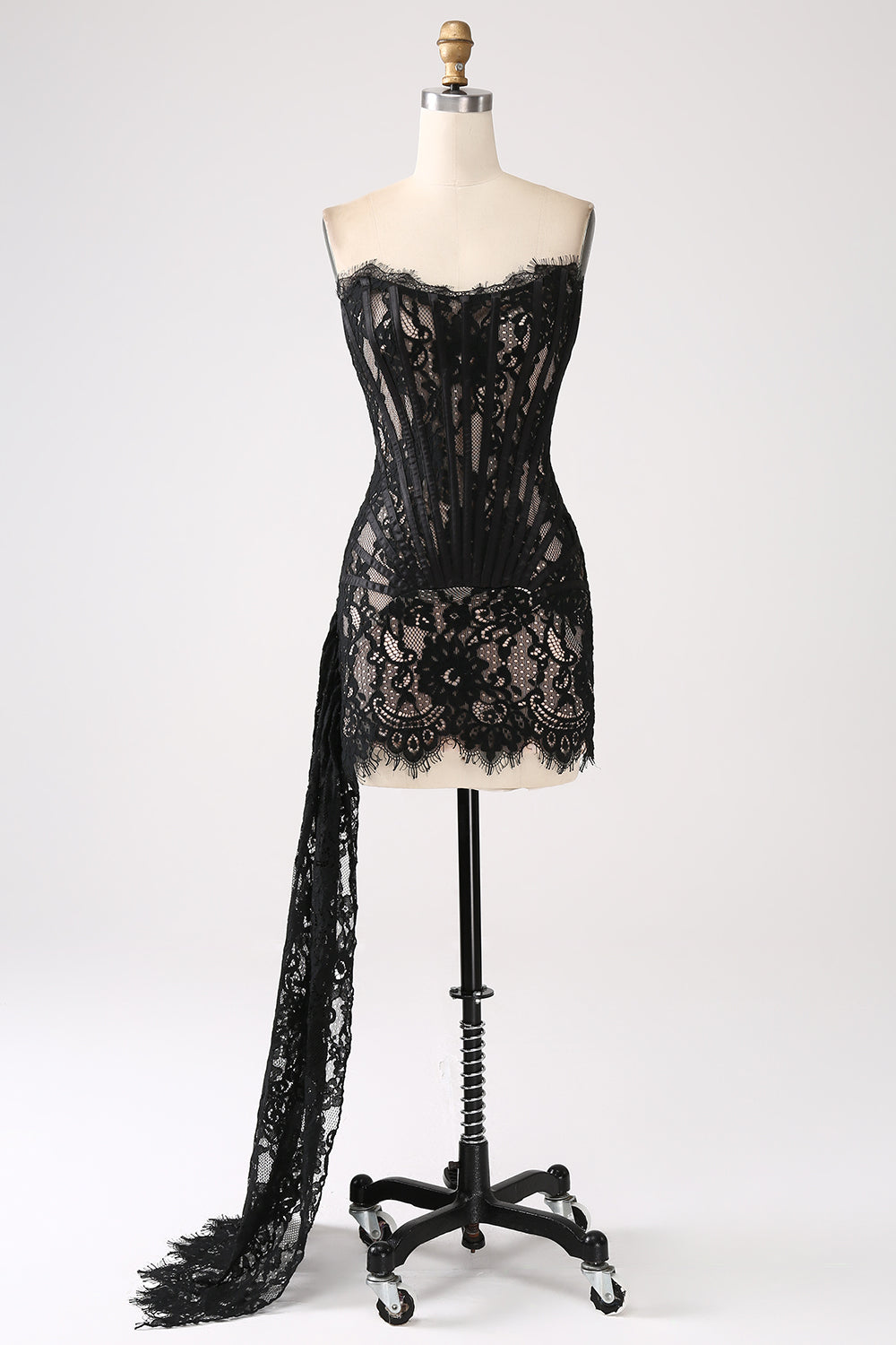 CLASSY WHITE LACE SHORT GRAD DRESS WITH LACE-UP BACK