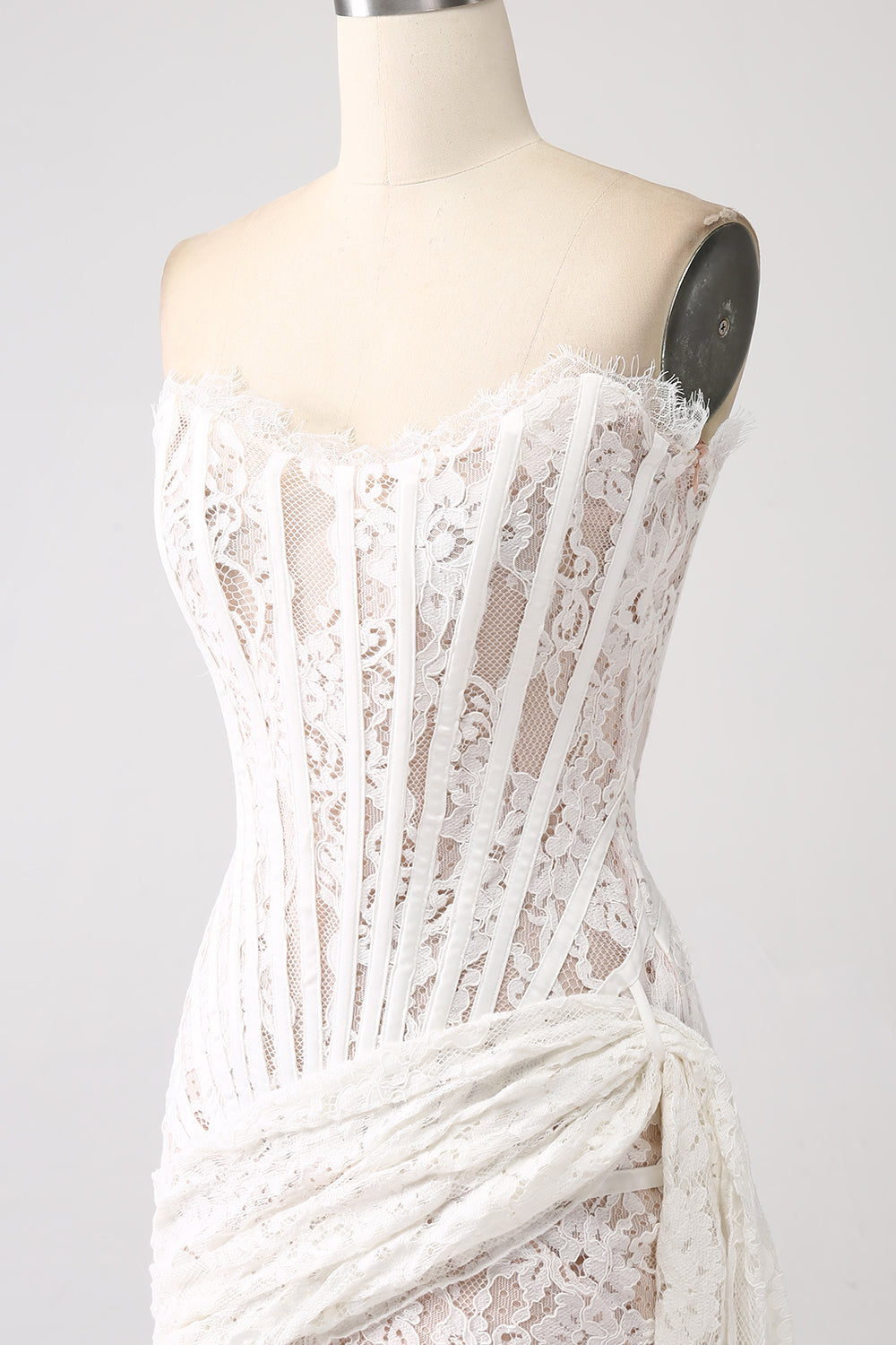 CLASSY WHITE LACE SHORT GRAD DRESS WITH LACE-UP BACK