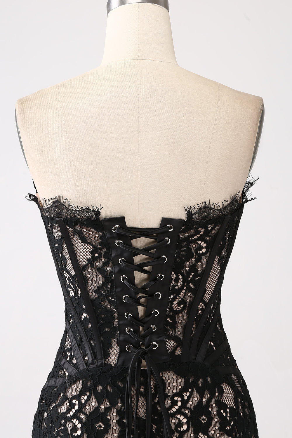 CLASSY WHITE LACE SHORT GRAD DRESS WITH LACE-UP BACK