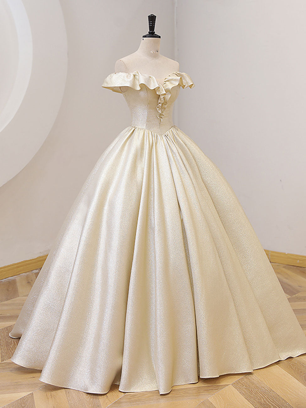 CHAMPAGNE SATIN A-LINE PROM GOWN